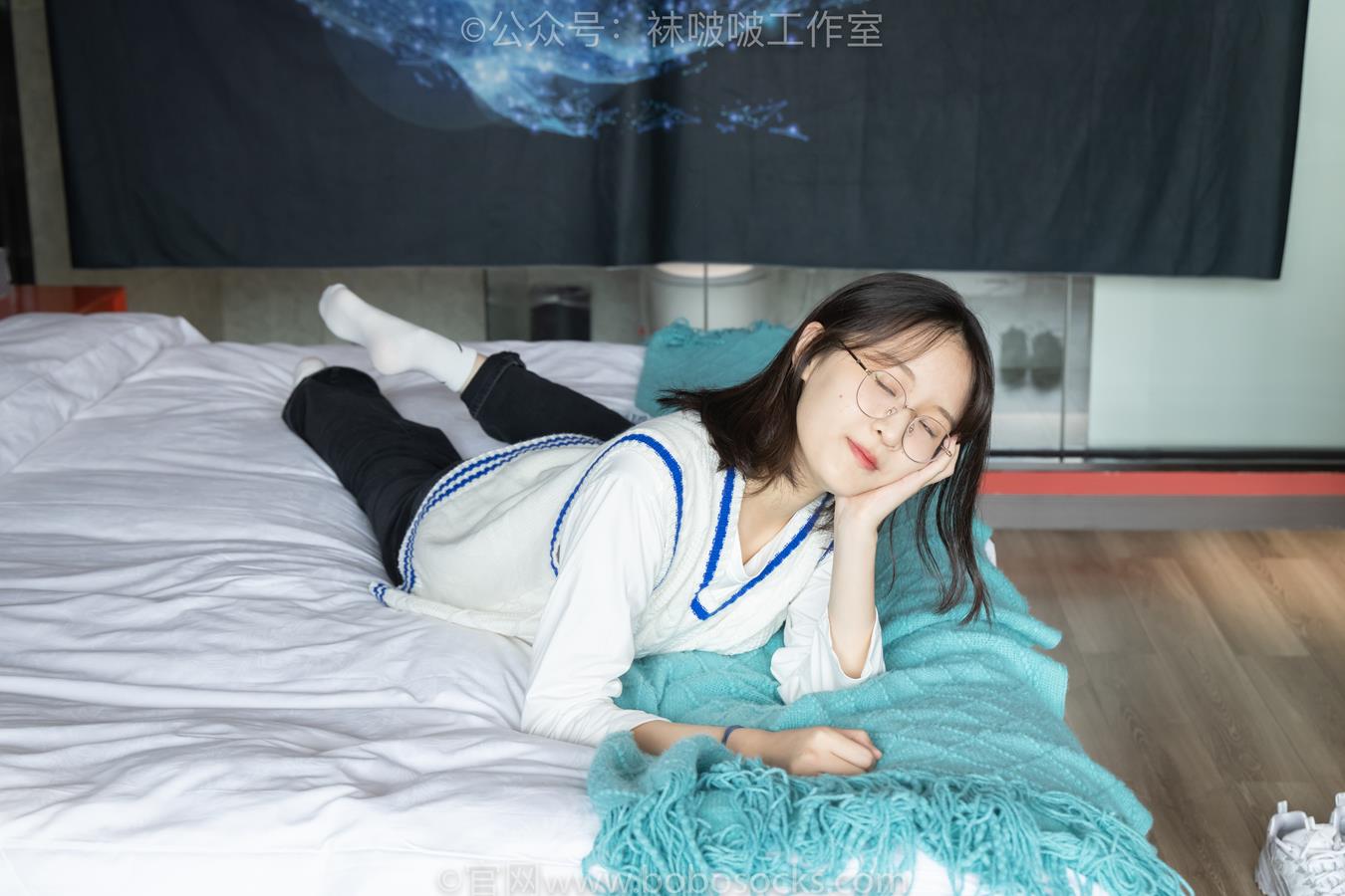 图片[63]-[BoBoSocks袜啵啵]积分限定作品 NO.007 熊熊-运动鞋、白棉袜、裸足[134P] – 速更版-美库