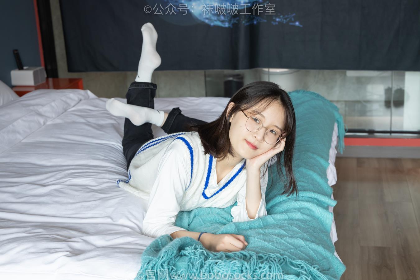 图片[65]-[BoBoSocks袜啵啵]积分限定作品 NO.007 熊熊-运动鞋、白棉袜、裸足[134P] – 速更版-美库