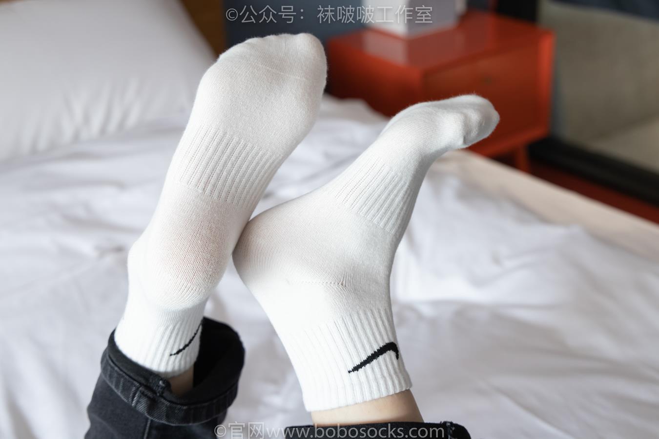 图片[69]-[BoBoSocks袜啵啵]积分限定作品 NO.007 熊熊-运动鞋、白棉袜、裸足[134P] – 速更版-美库