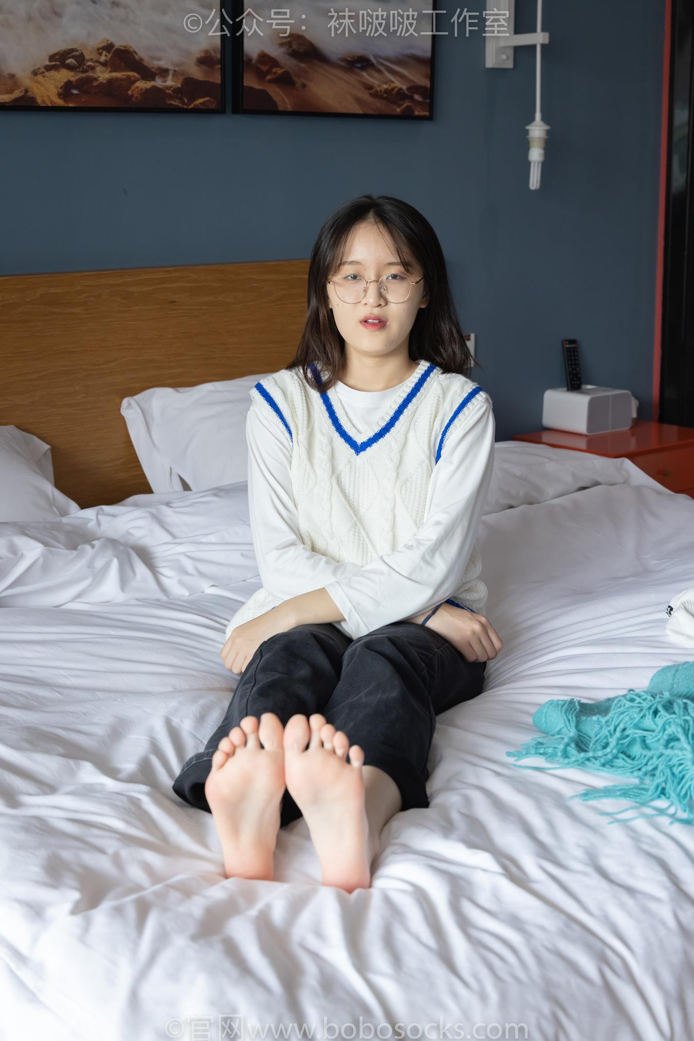 图片[81]-[BoBoSocks袜啵啵]积分限定作品 NO.007 熊熊-运动鞋、白棉袜、裸足[134P] – 速更版-美库