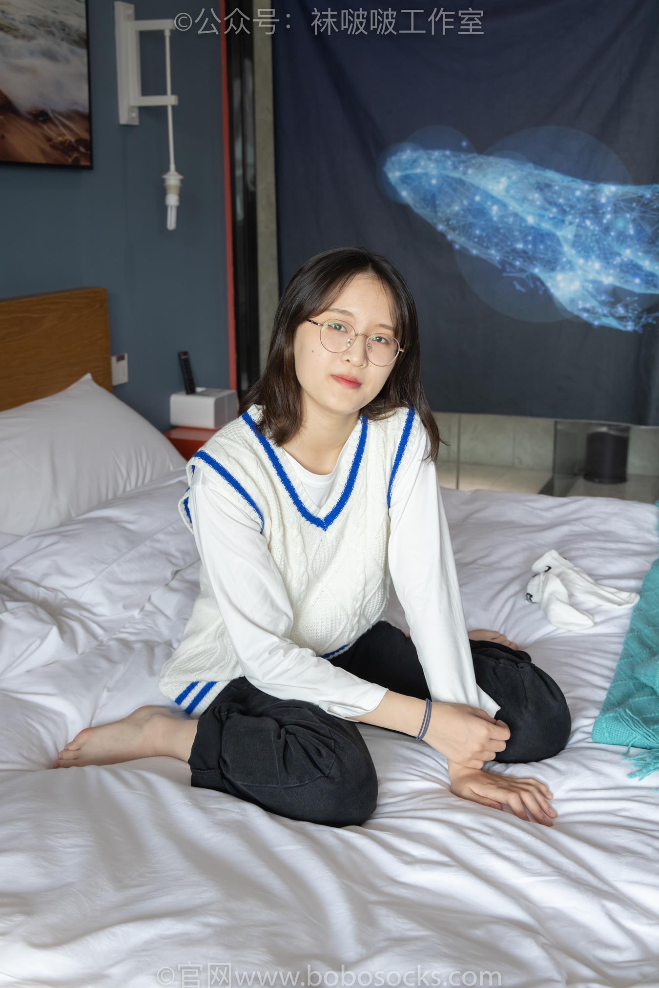 图片[97]-[BoBoSocks袜啵啵]积分限定作品 NO.007 熊熊-运动鞋、白棉袜、裸足[134P] – 速更版-美库