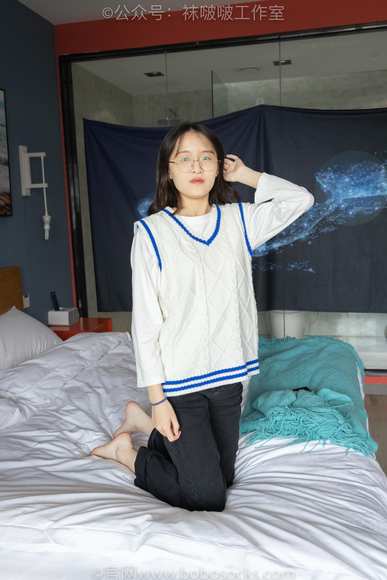 图片[105]-[BoBoSocks袜啵啵]积分限定作品 NO.007 熊熊-运动鞋、白棉袜、裸足[134P] – 速更版-美库