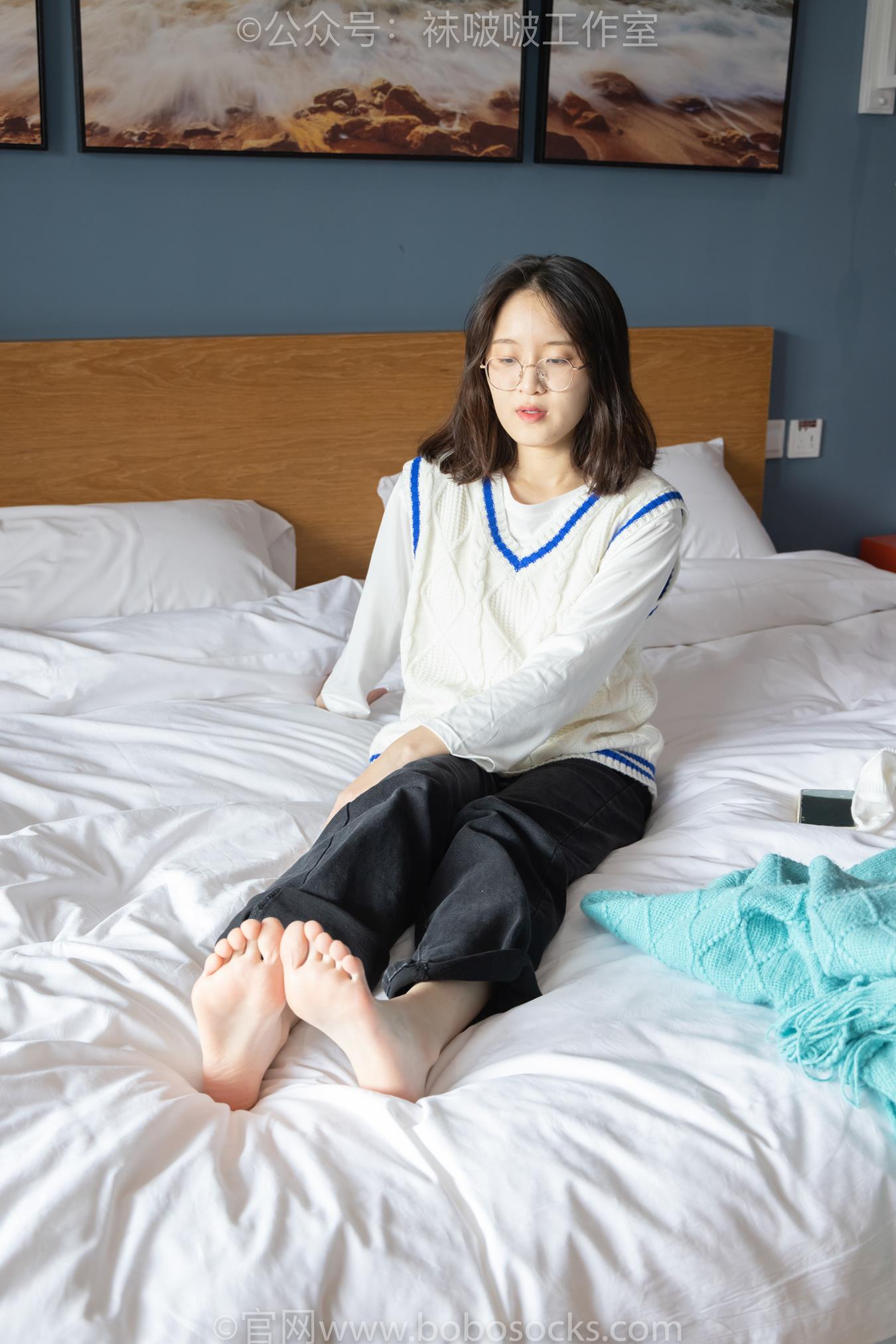 图片[121]-[BoBoSocks袜啵啵]积分限定作品 NO.007 熊熊-运动鞋、白棉袜、裸足[134P] – 速更版-美库