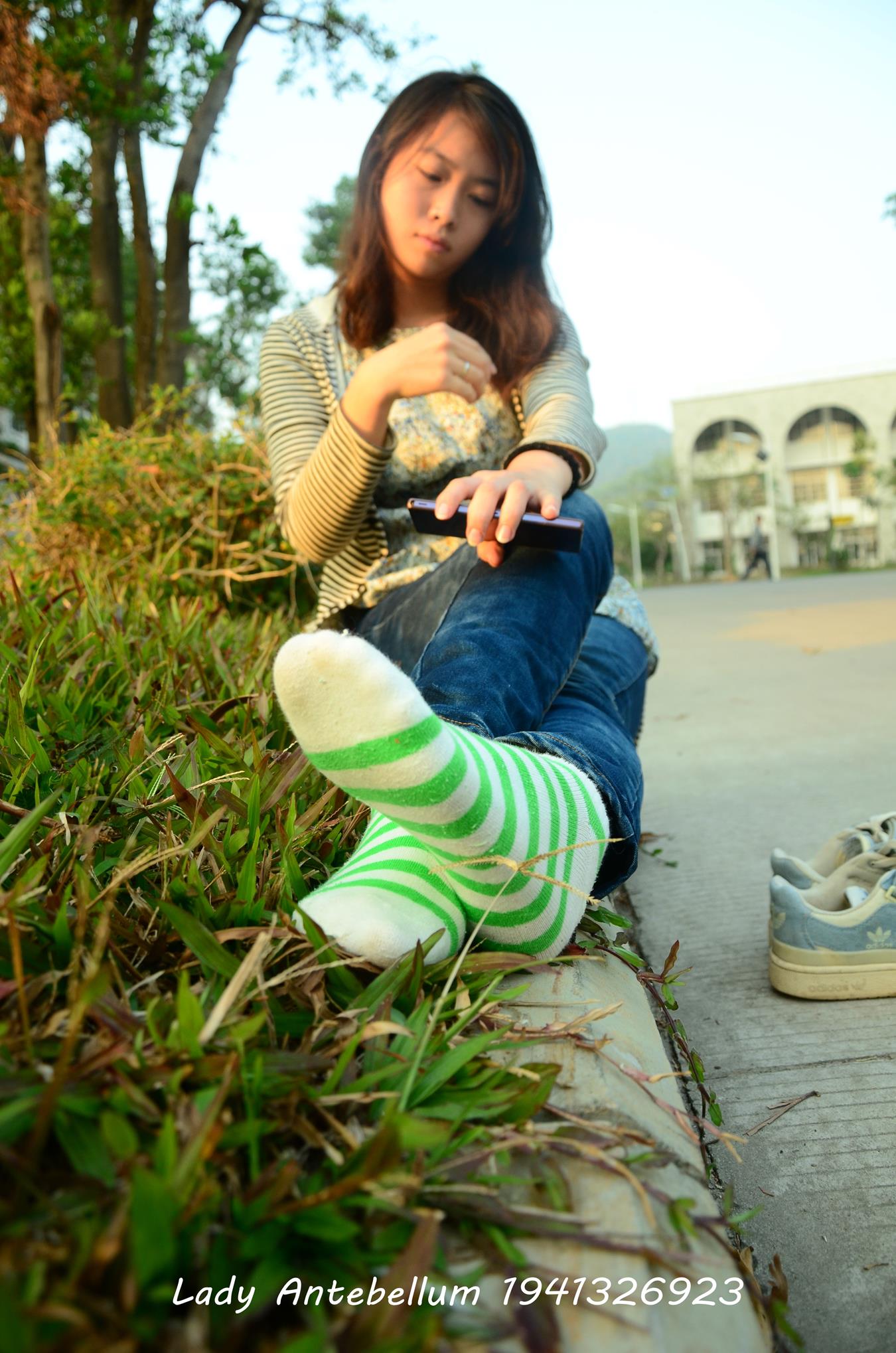 图片[20]-[战前女神] 美腿美足精品摄影套图 016 [31] – 速更版-美库