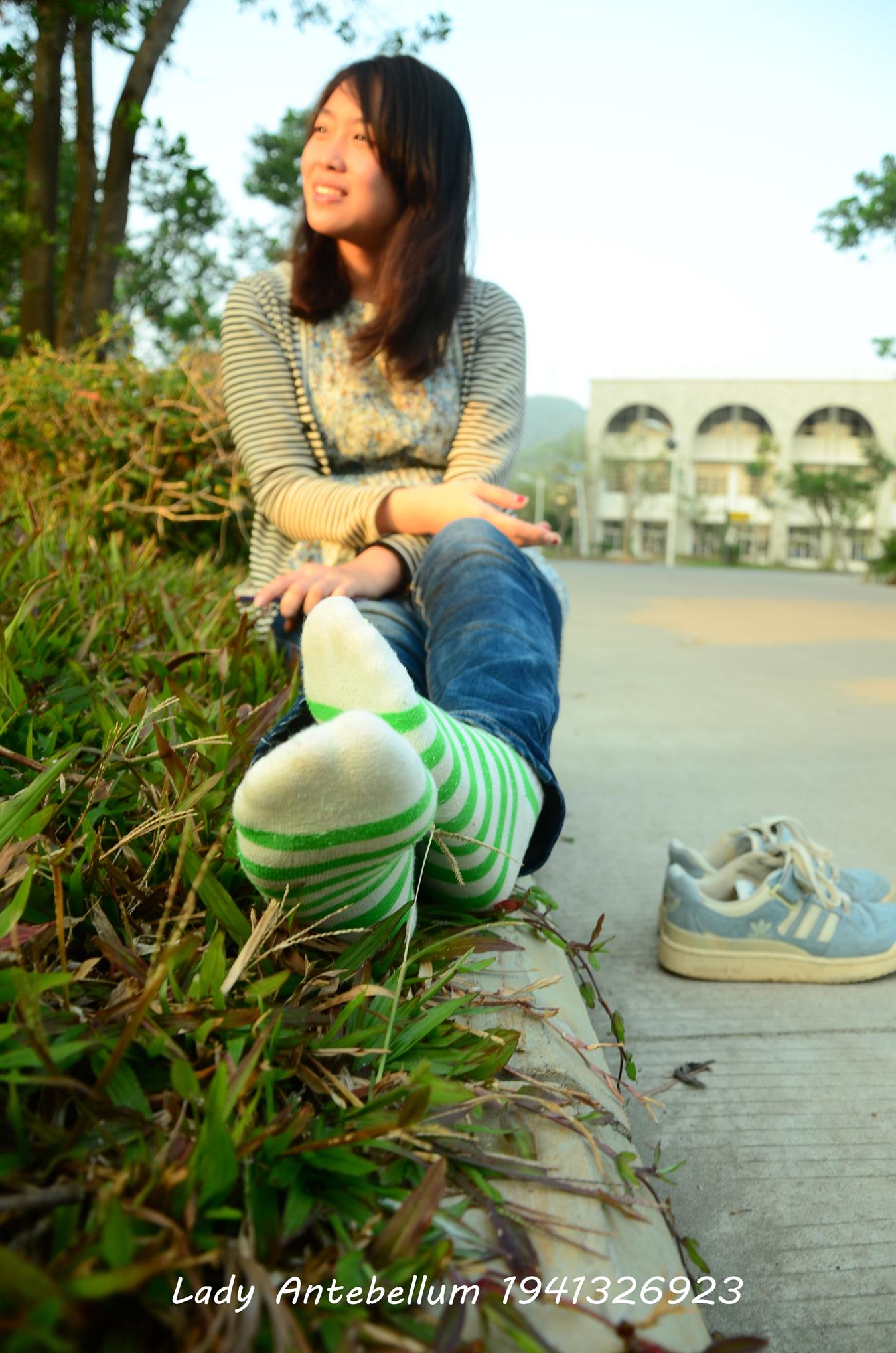 图片[23]-[战前女神] 美腿美足精品摄影套图 016 [31] – 速更版-美库