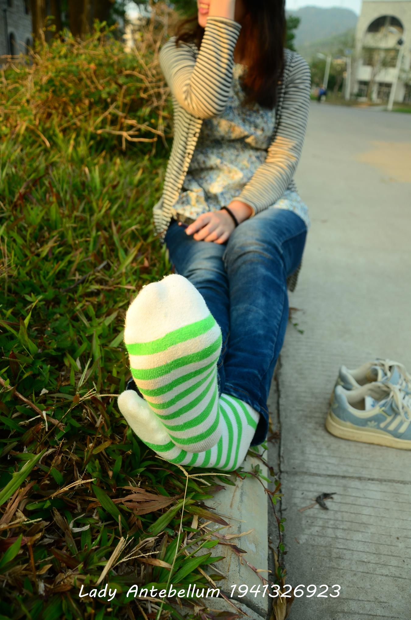 图片[24]-[战前女神] 美腿美足精品摄影套图 016 [31] – 速更版-美库