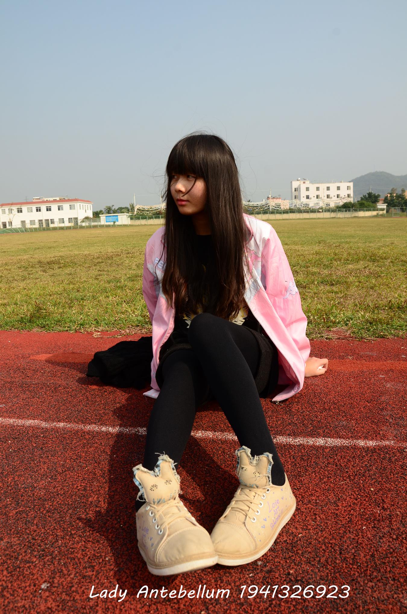 图片[17]-[战前女神] 美腿美足精品摄影套图 017 [84P] – 速更版-美库