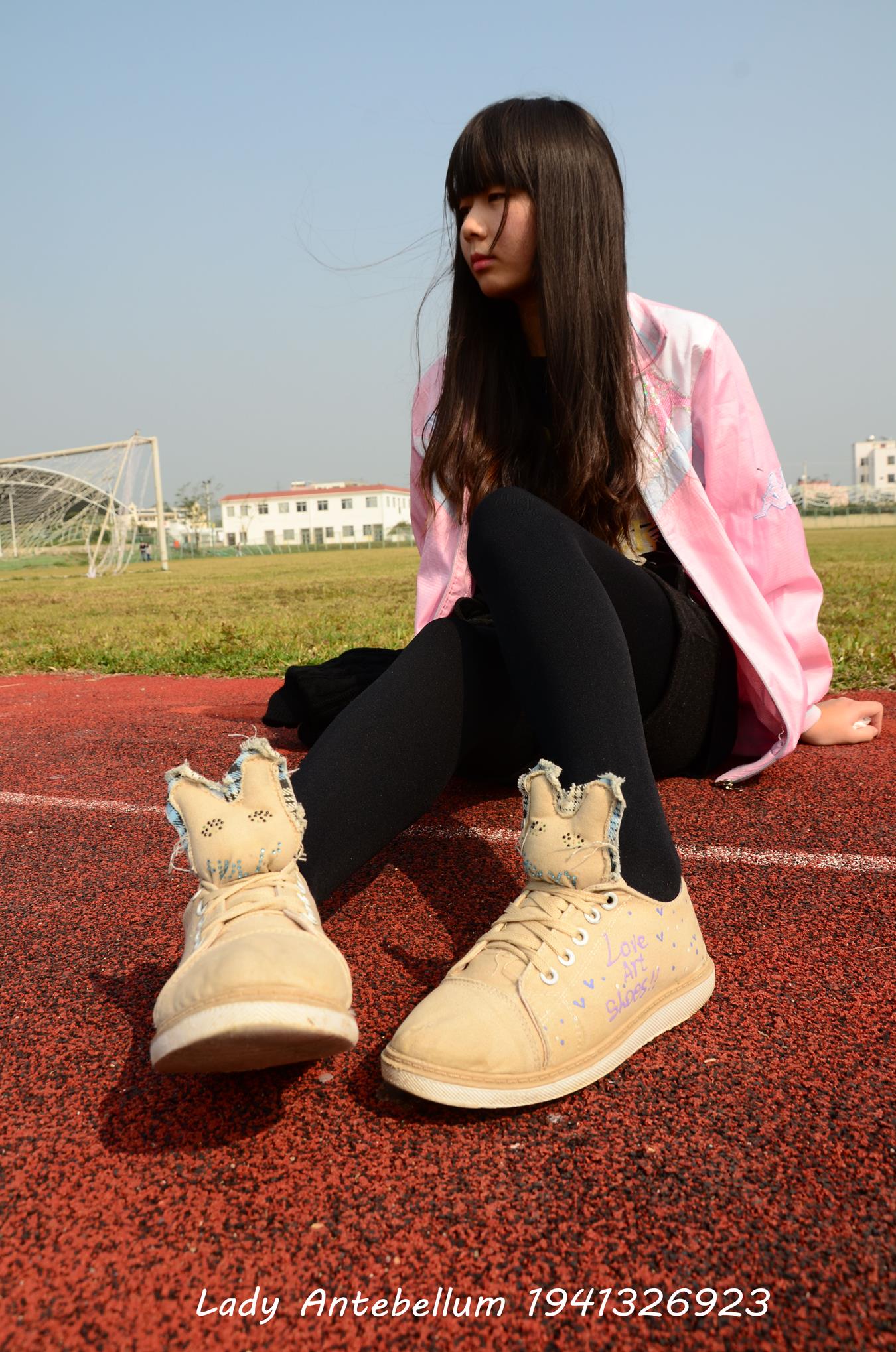 图片[19]-[战前女神] 美腿美足精品摄影套图 017 [84P] – 速更版-美库