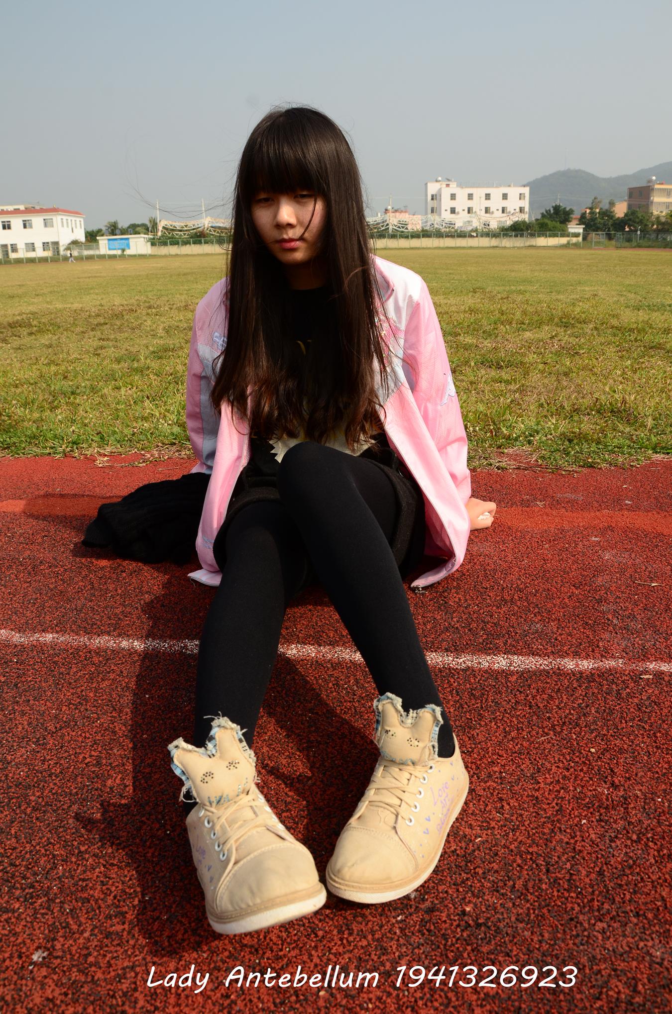 图片[20]-[战前女神] 美腿美足精品摄影套图 017 [84P] – 速更版-美库