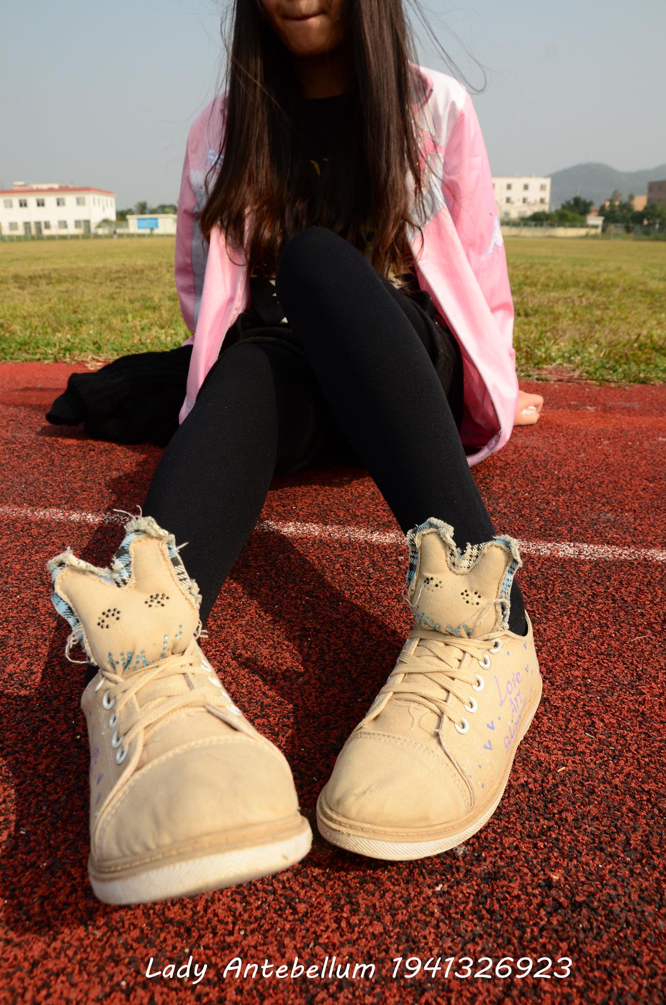 图片[21]-[战前女神] 美腿美足精品摄影套图 017 [84P] – 速更版-美库