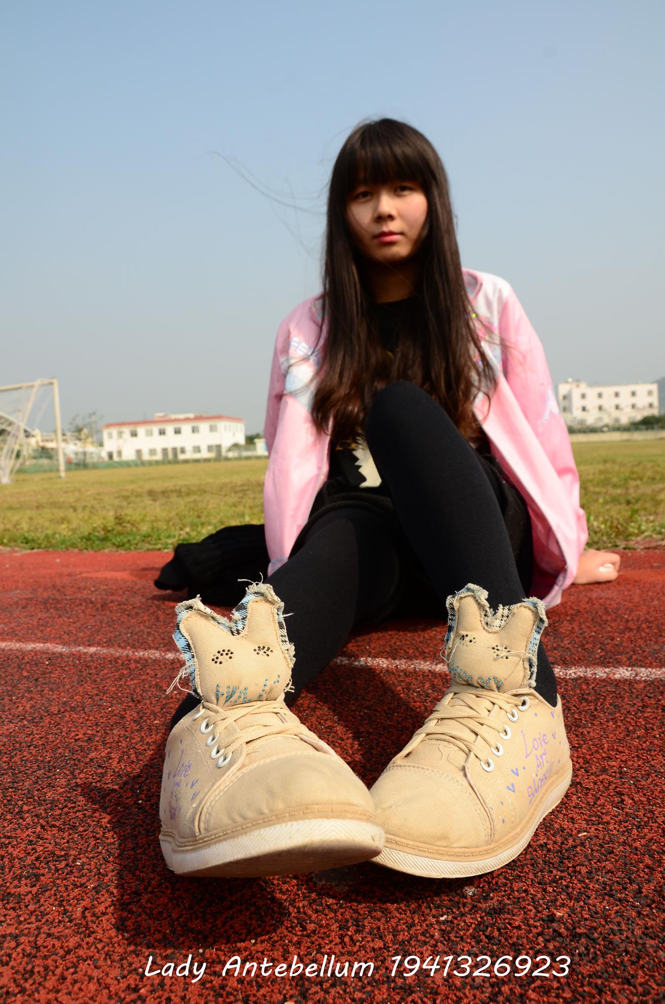 图片[24]-[战前女神] 美腿美足精品摄影套图 017 [84P] – 速更版-美库