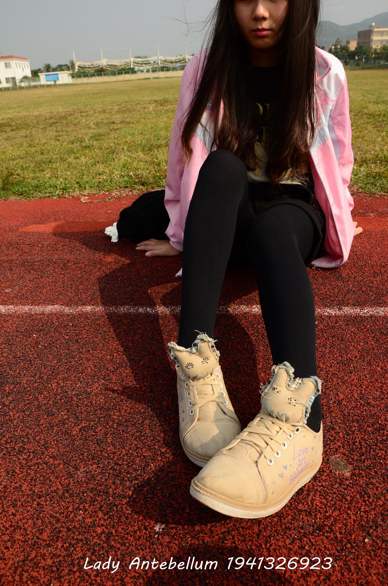 图片[29]-[战前女神] 美腿美足精品摄影套图 017 [84P] – 速更版-美库