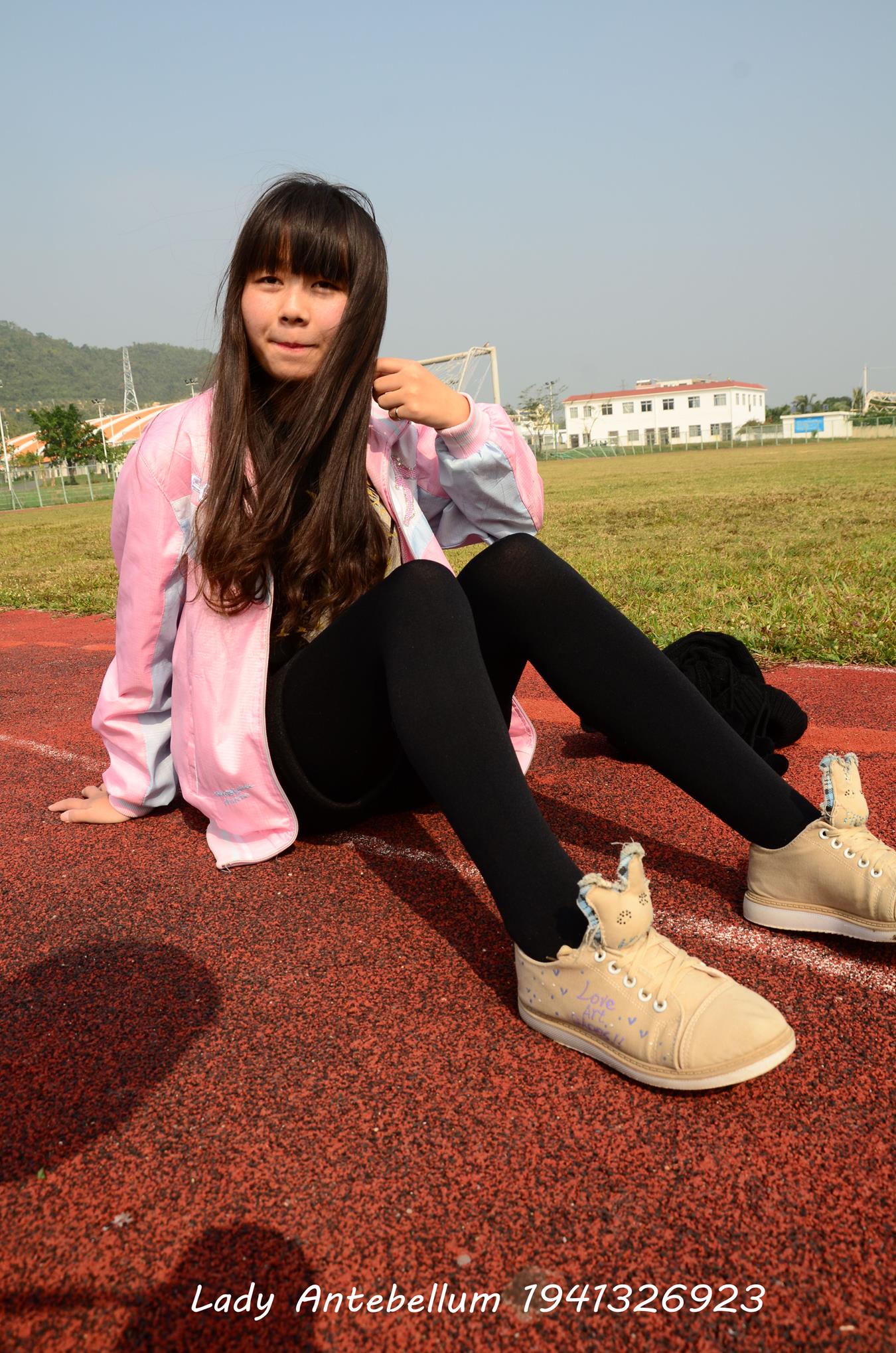 图片[37]-[战前女神] 美腿美足精品摄影套图 017 [84P] – 速更版-美库