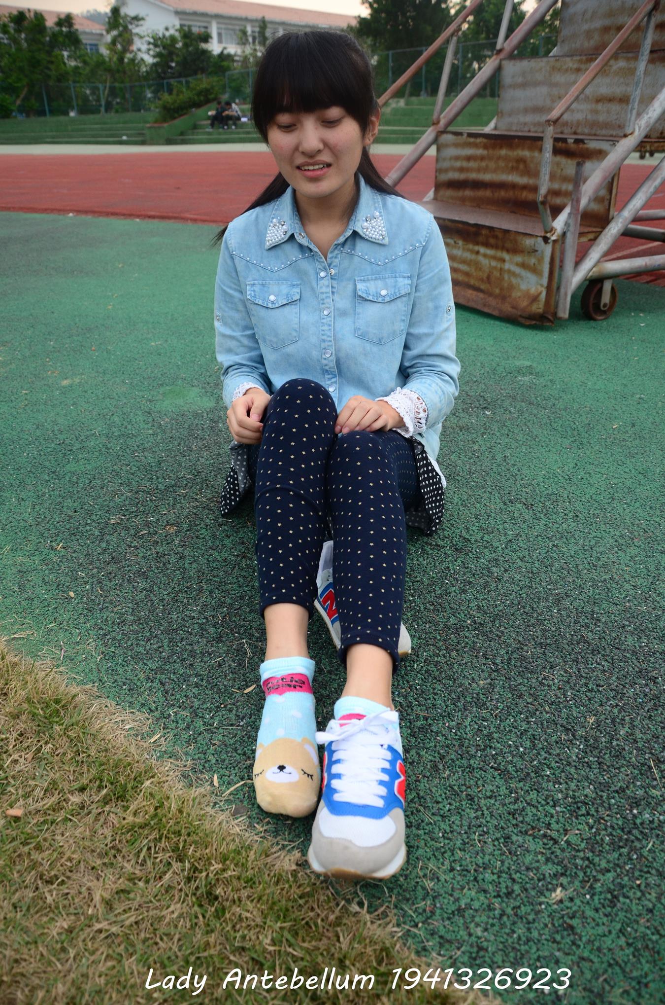 图片[17]-[战前女神] 美腿美足精品摄影套图 018 (2) [72P] – 速更版-美库