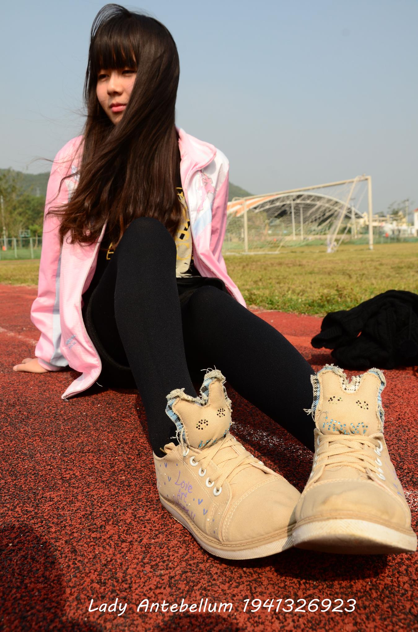 图片[44]-[战前女神] 美腿美足精品摄影套图 017 [84P] – 速更版-美库