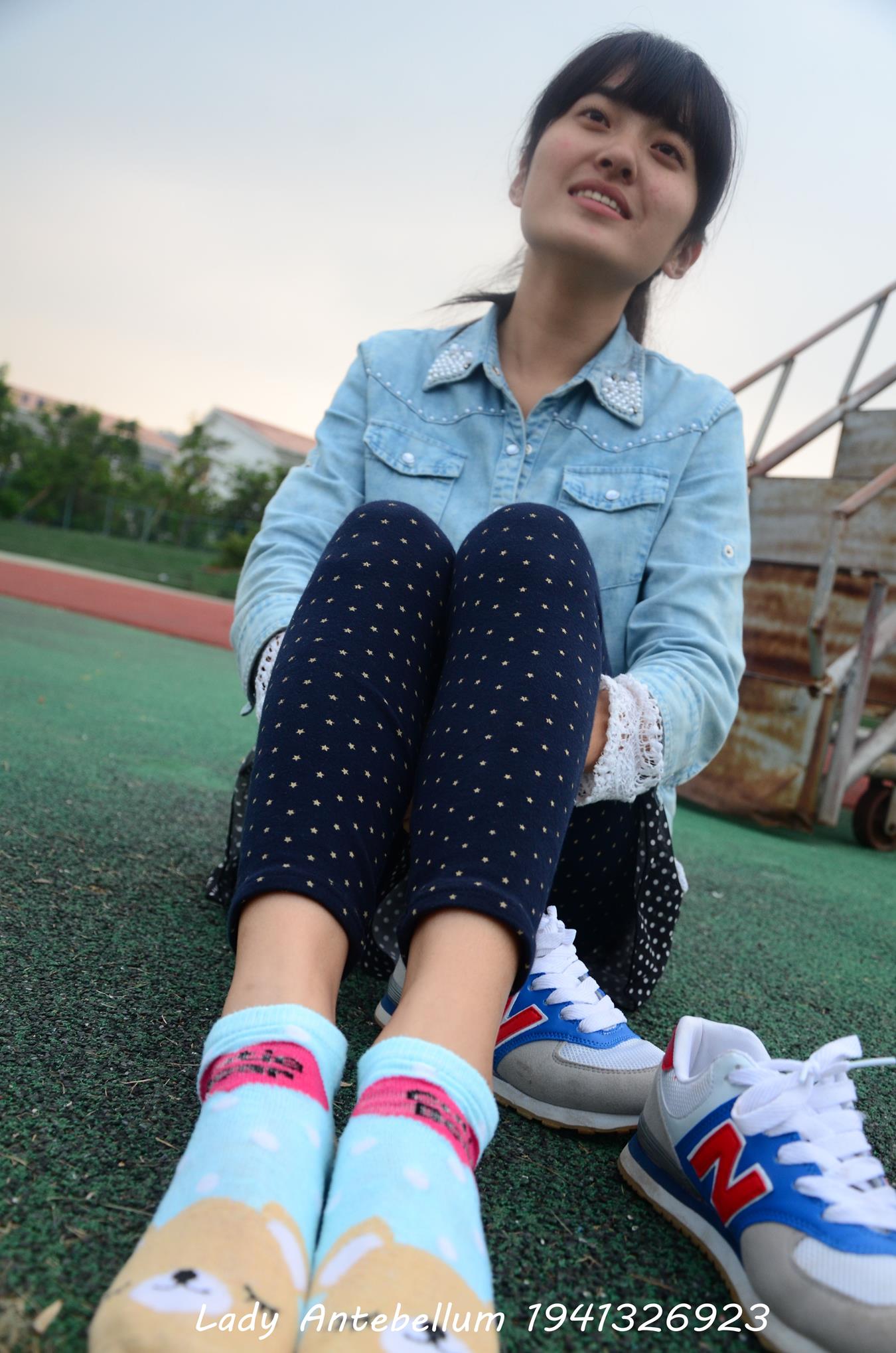 图片[28]-[战前女神] 美腿美足精品摄影套图 018 (2) [72P] – 速更版-美库