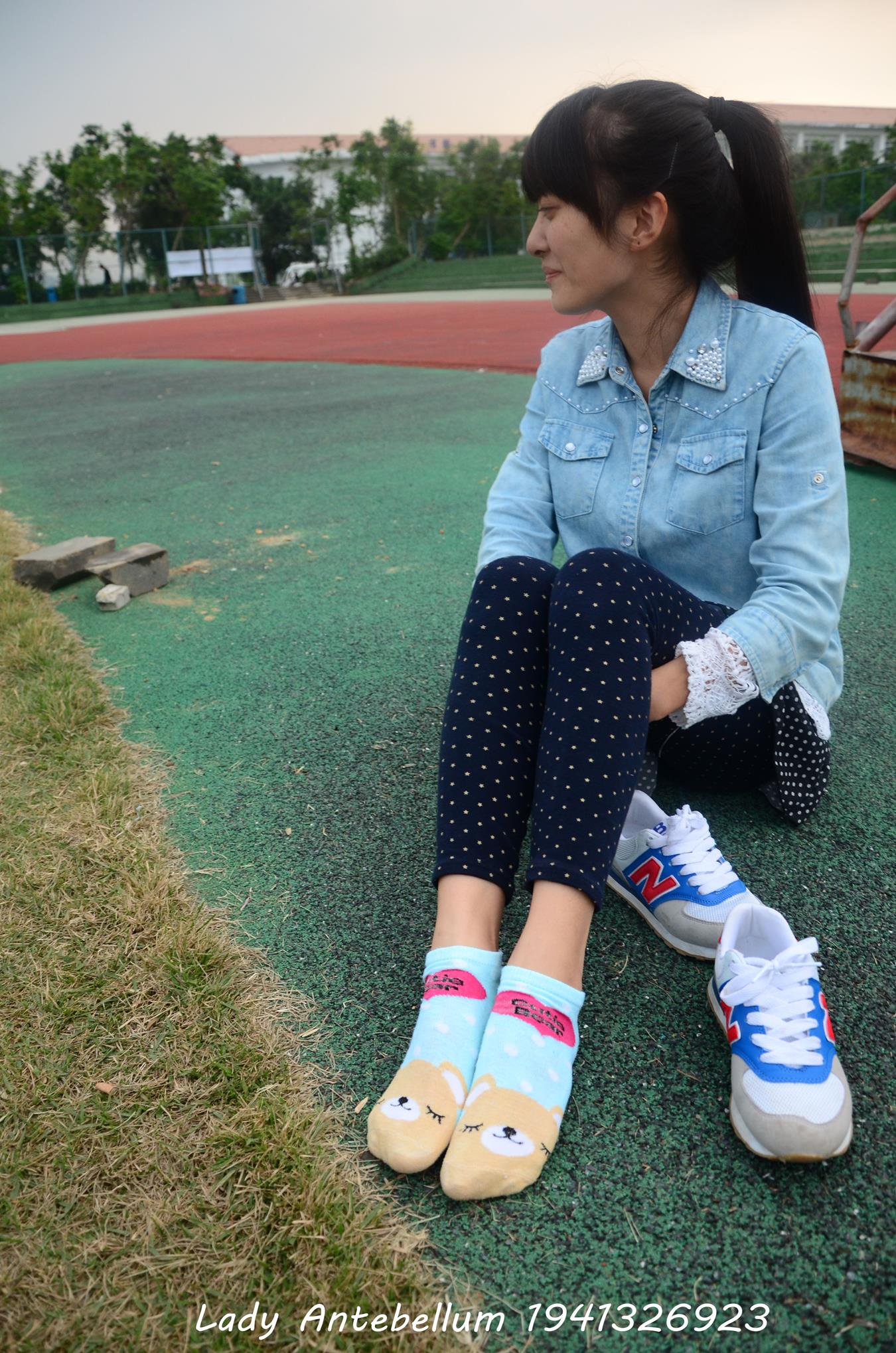 图片[33]-[战前女神] 美腿美足精品摄影套图 018 (2) [72P] – 速更版-美库