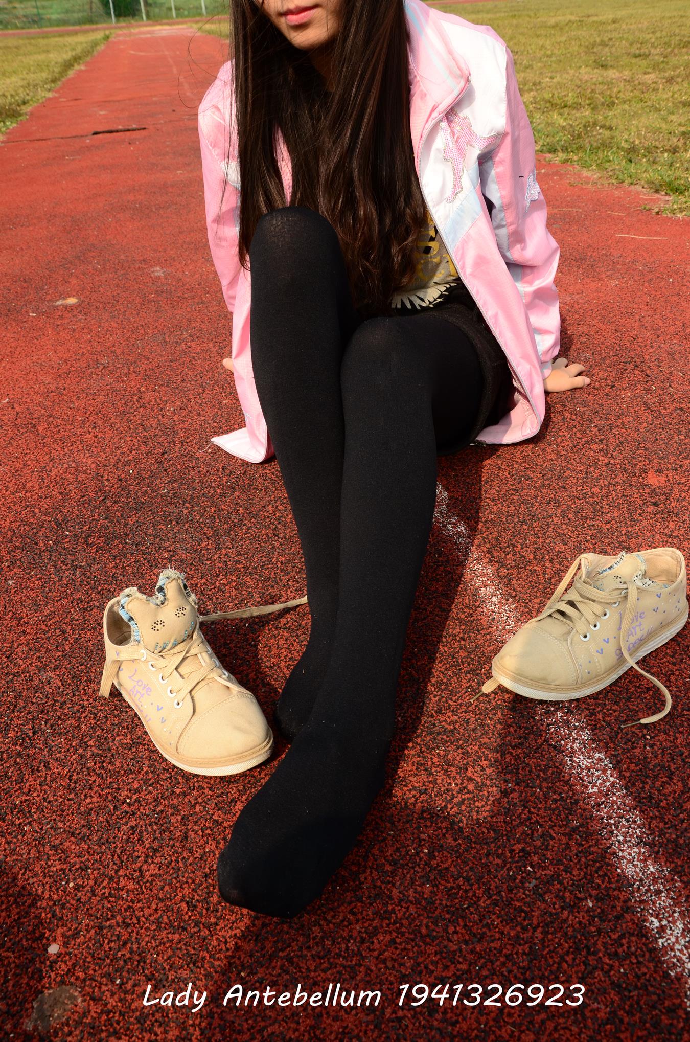 图片[58]-[战前女神] 美腿美足精品摄影套图 017 [84P] – 速更版-美库