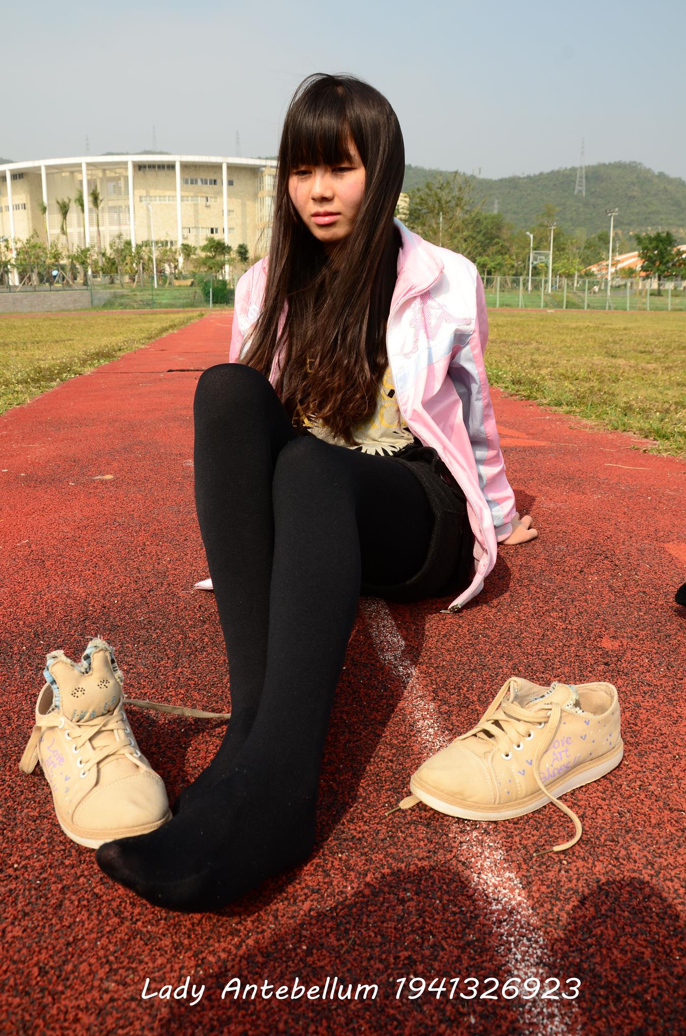 图片[61]-[战前女神] 美腿美足精品摄影套图 017 [84P] – 速更版-美库