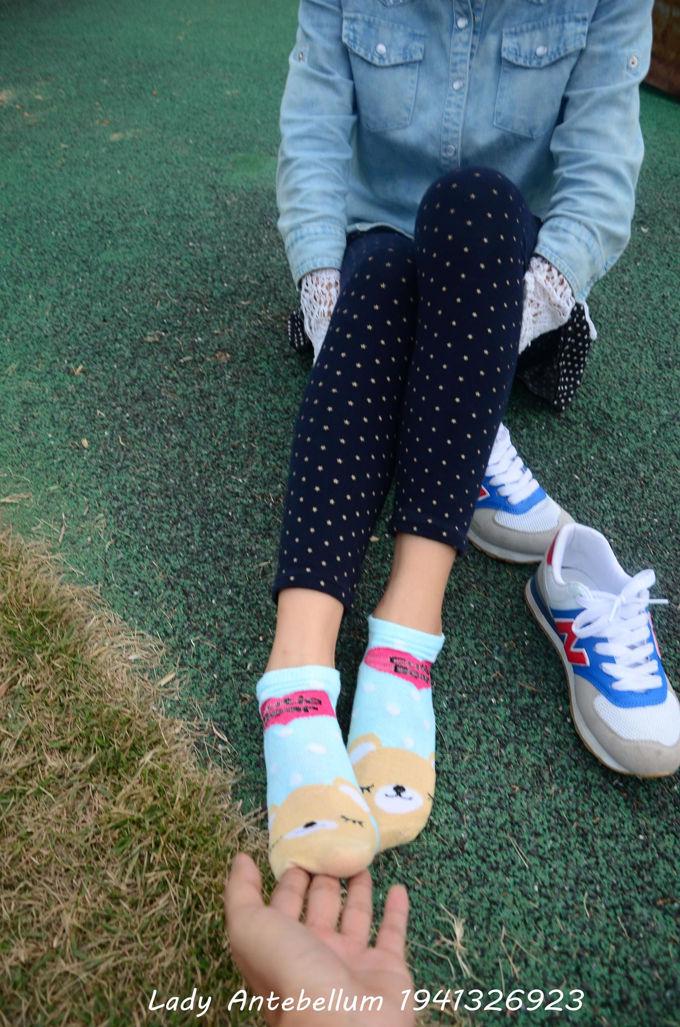 图片[40]-[战前女神] 美腿美足精品摄影套图 018 (2) [72P] – 速更版-美库