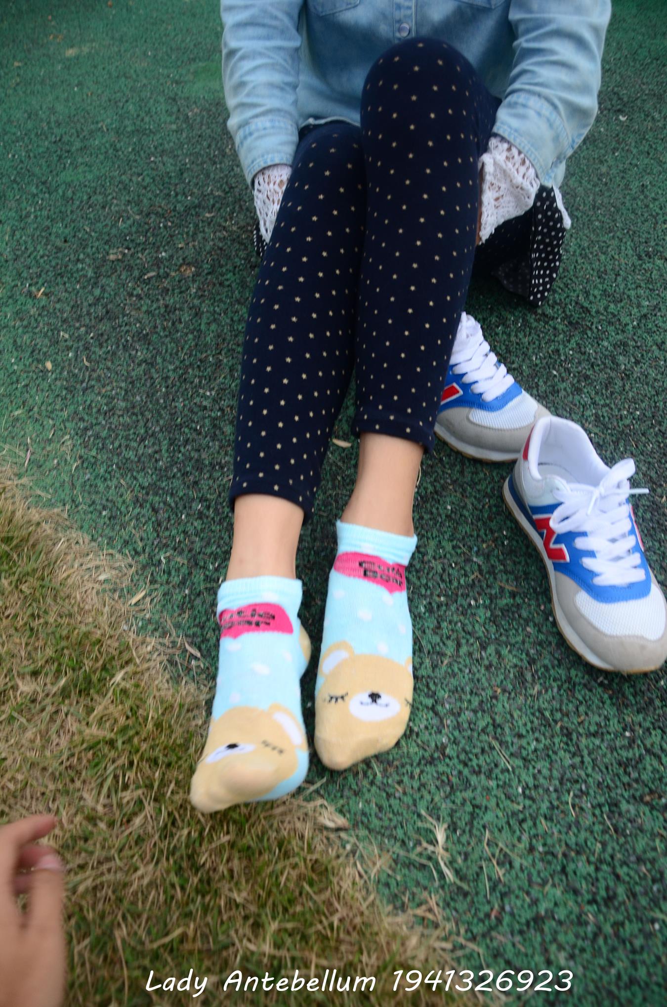 图片[41]-[战前女神] 美腿美足精品摄影套图 018 (2) [72P] – 速更版-美库