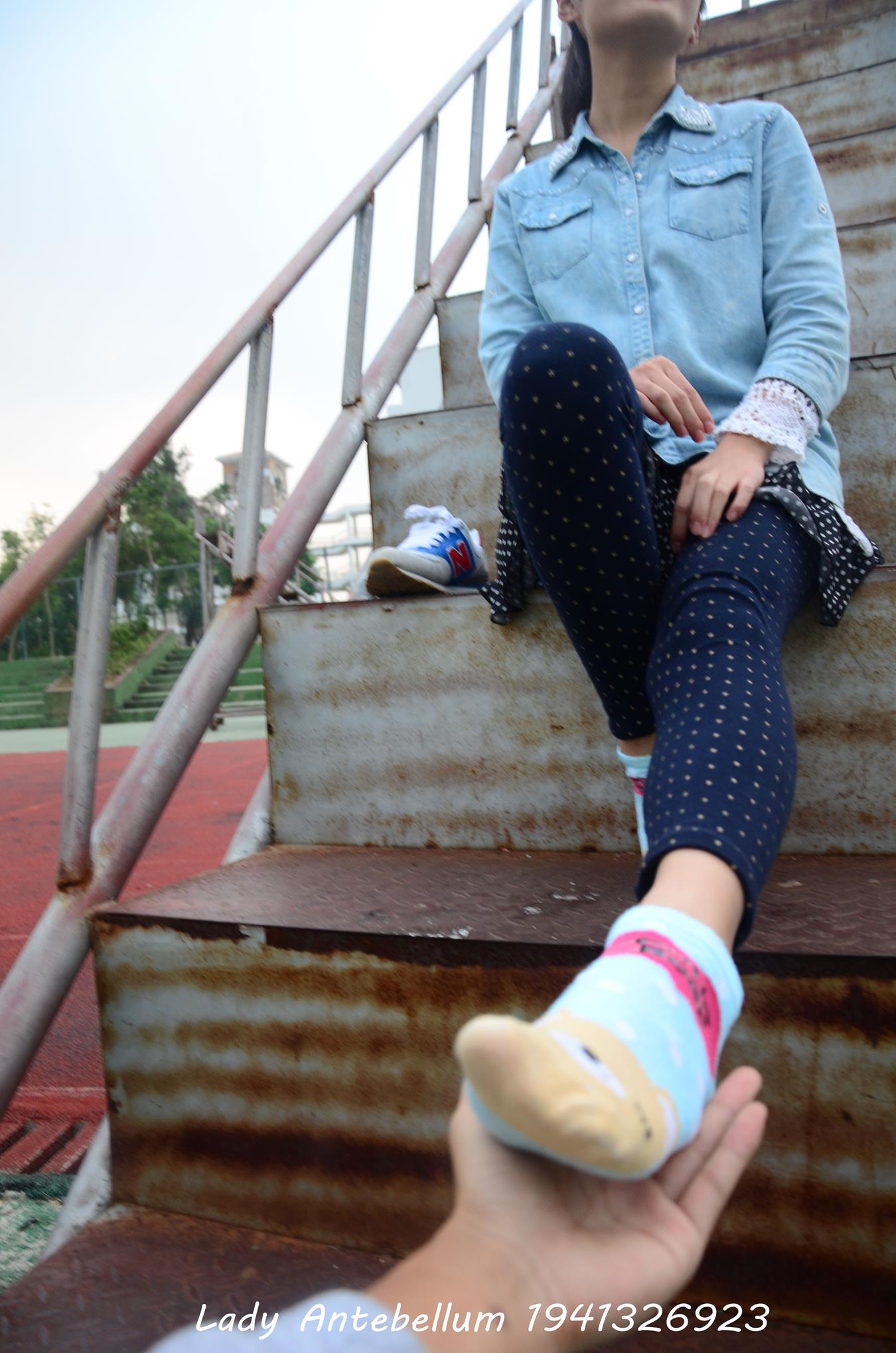 图片[62]-[战前女神] 美腿美足精品摄影套图 018 (2) [72P] – 速更版-美库