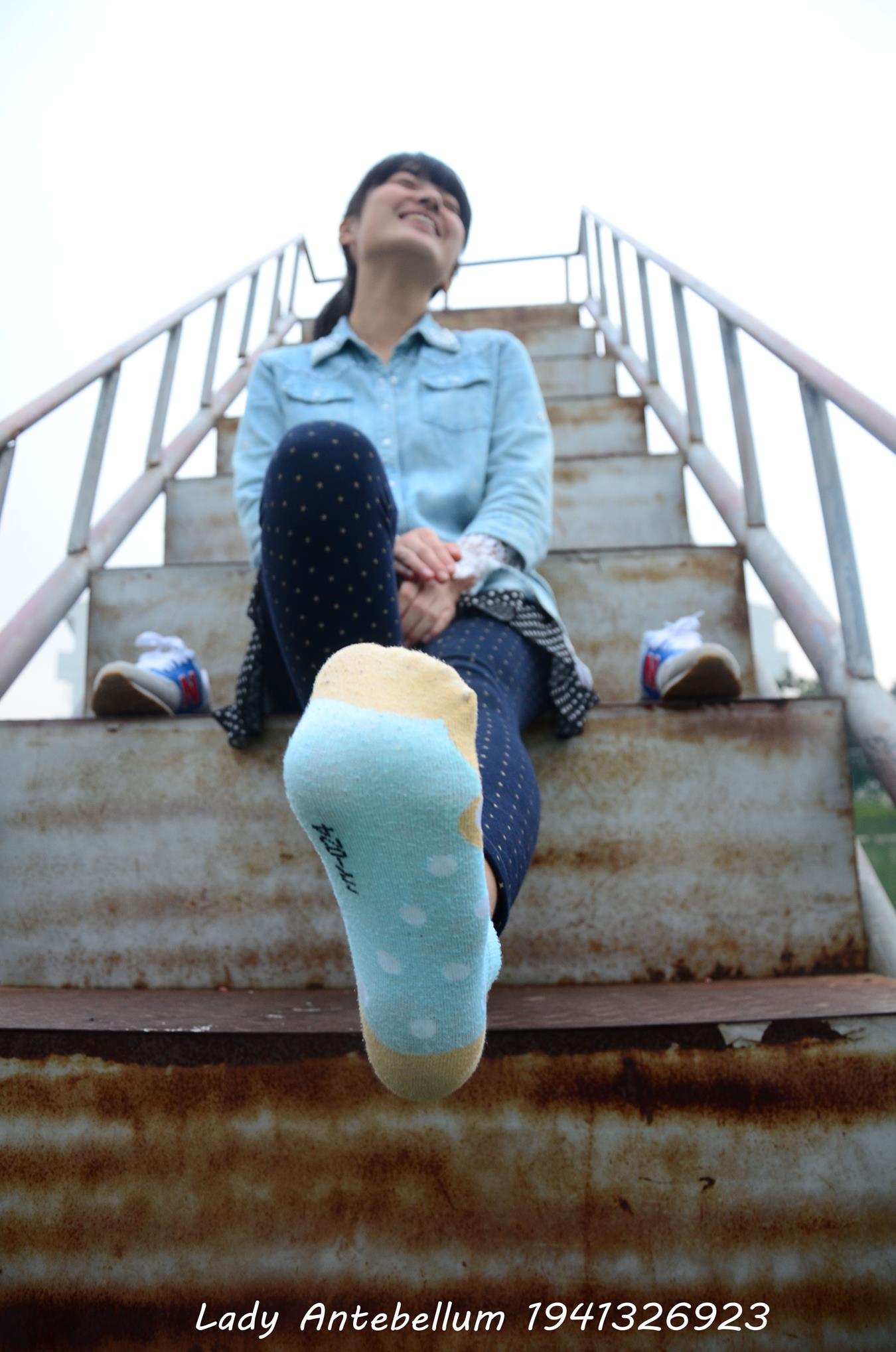 图片[68]-[战前女神] 美腿美足精品摄影套图 018 (2) [72P] – 速更版-美库