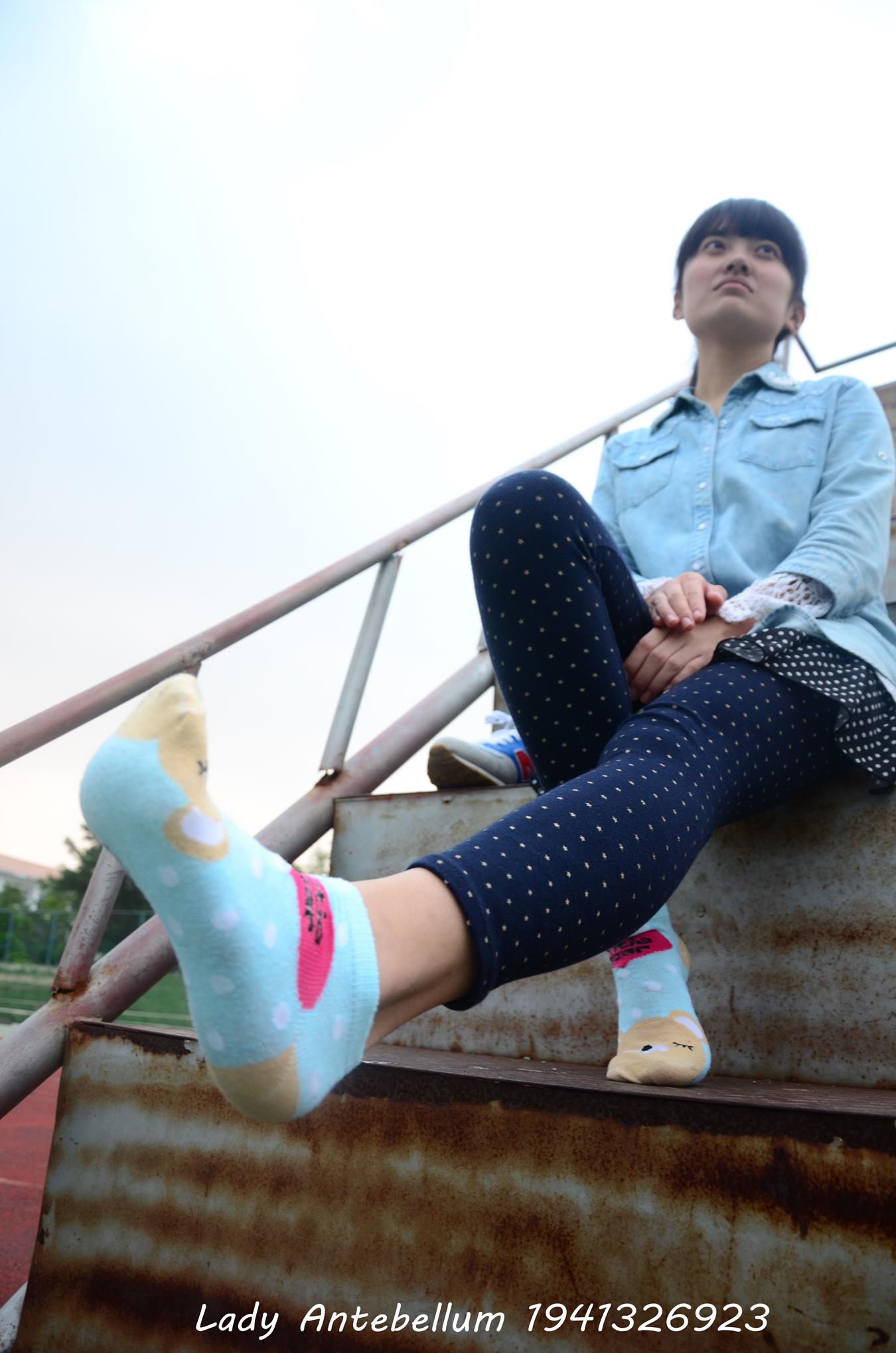 图片[71]-[战前女神] 美腿美足精品摄影套图 018 (2) [72P] – 速更版-美库