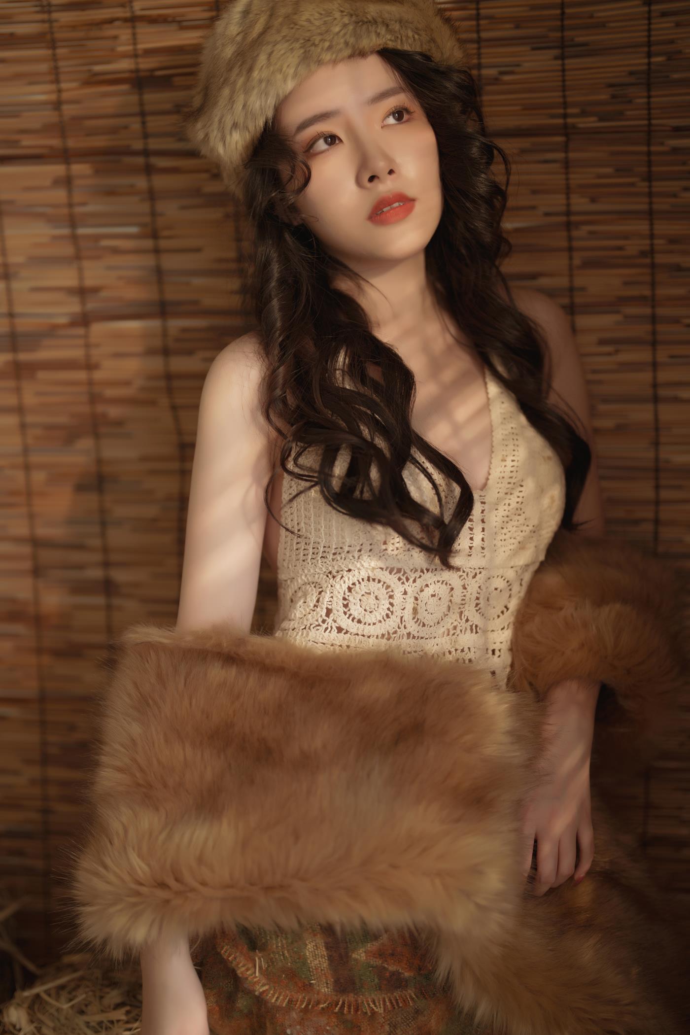 图片[23]-[YITUYU艺图语] 2022.01.30 柴火屋里的暧昧时光 姚妹 [43P] – 速更版-美库