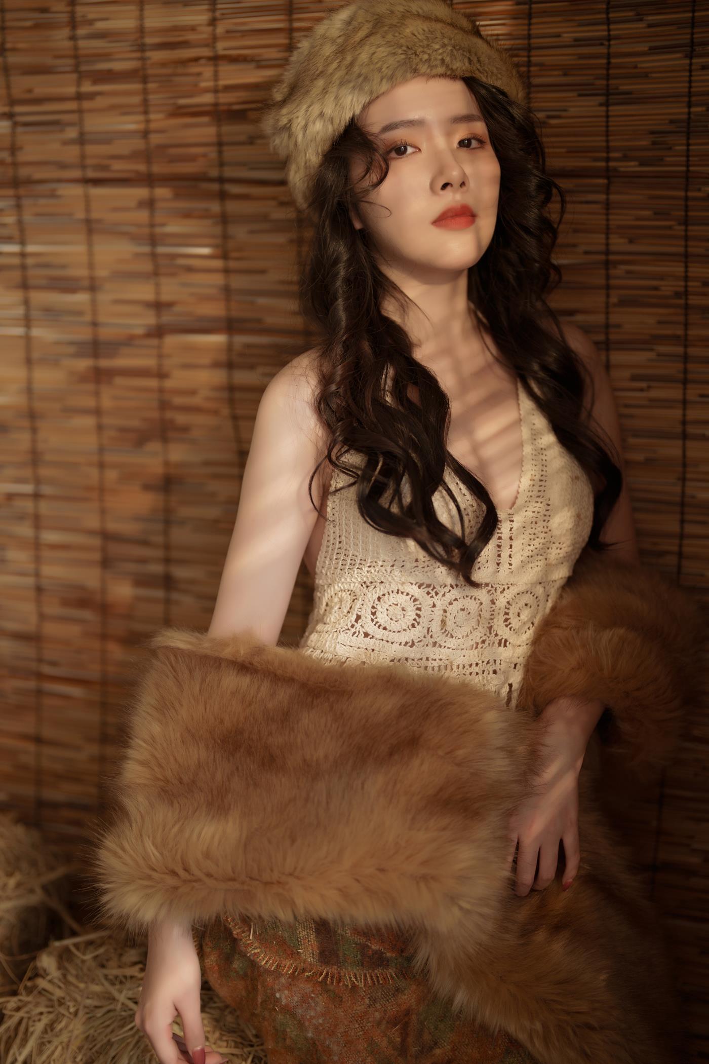 图片[24]-[YITUYU艺图语] 2022.01.30 柴火屋里的暧昧时光 姚妹 [43P] – 速更版-美库