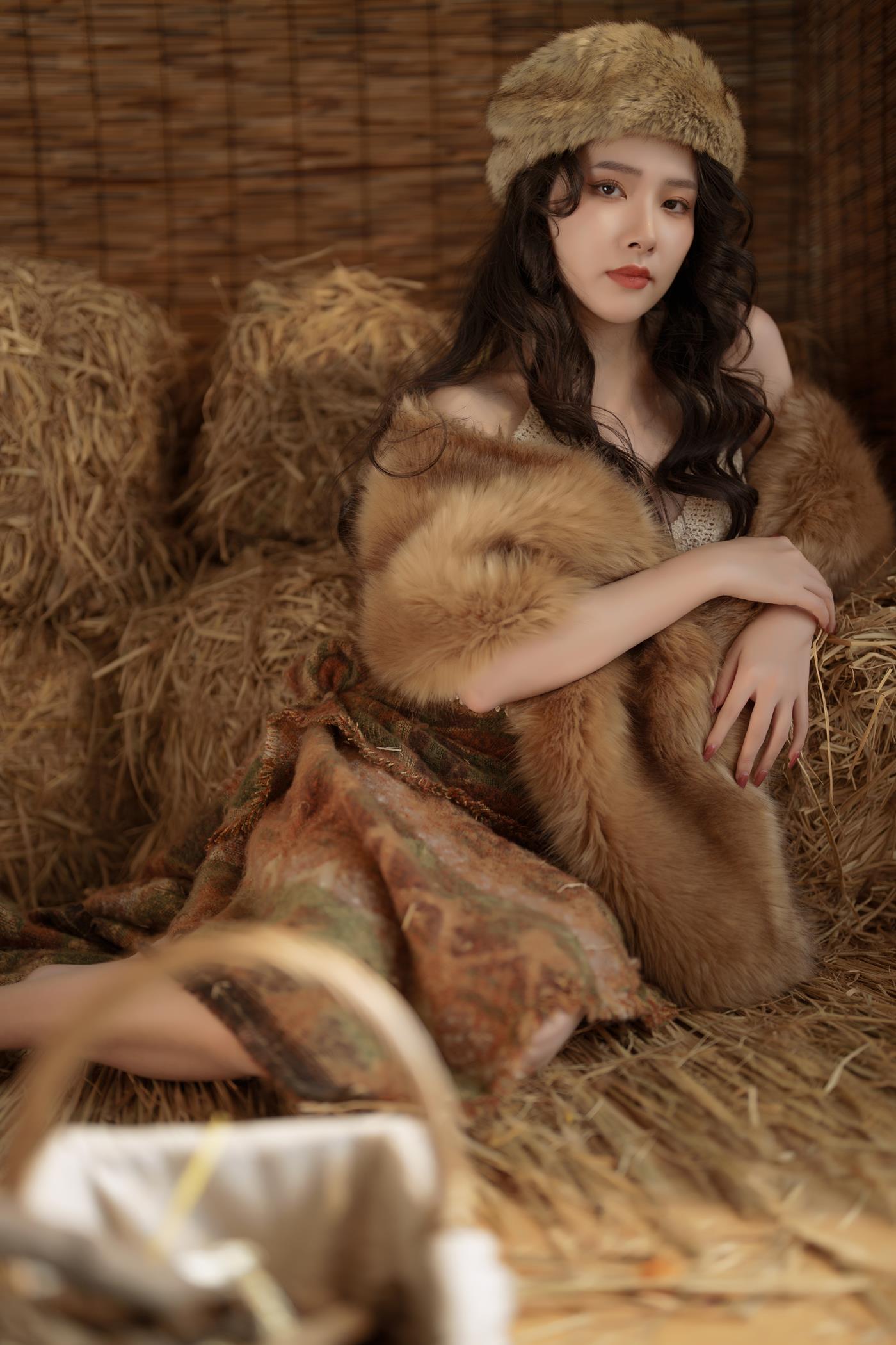 图片[45]-[YITUYU艺图语] 2022.01.30 柴火屋里的暧昧时光 姚妹 [43P] – 速更版-美库