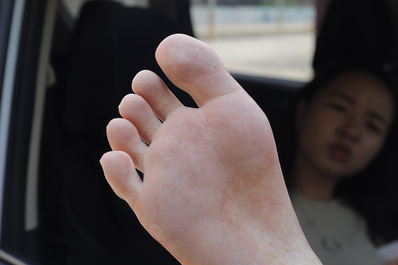 图片[14]-Pary摄影 NO.022 淇淇车内大秀美脚底[124P] – 速更版-美库