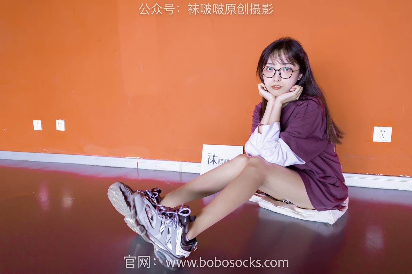 图片[33]-[BoBoSocks袜啵啵]积分限定作品 NO.010 稚予-巴黎世家运动鞋、白棉袜、肉丝[144P] – 速更版-美库