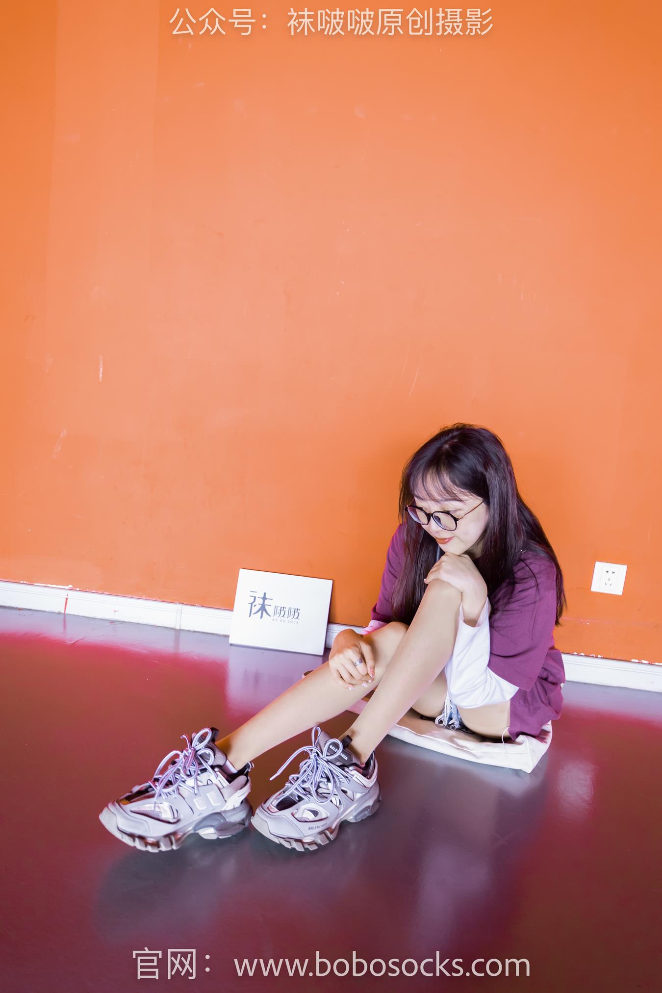 图片[36]-[BoBoSocks袜啵啵]积分限定作品 NO.010 稚予-巴黎世家运动鞋、白棉袜、肉丝[144P] – 速更版-美库