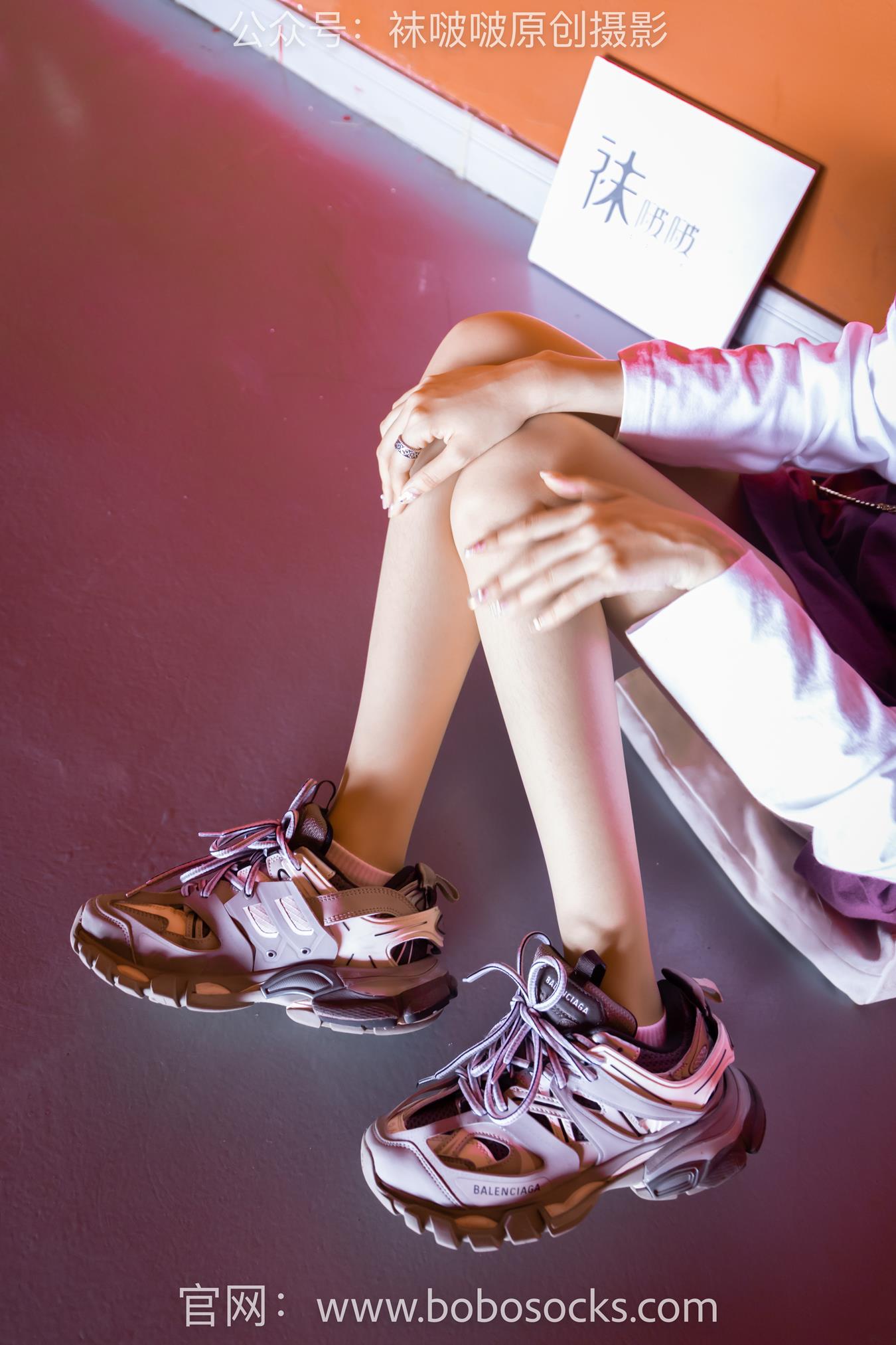 图片[39]-[BoBoSocks袜啵啵]积分限定作品 NO.010 稚予-巴黎世家运动鞋、白棉袜、肉丝[144P] – 速更版-美库