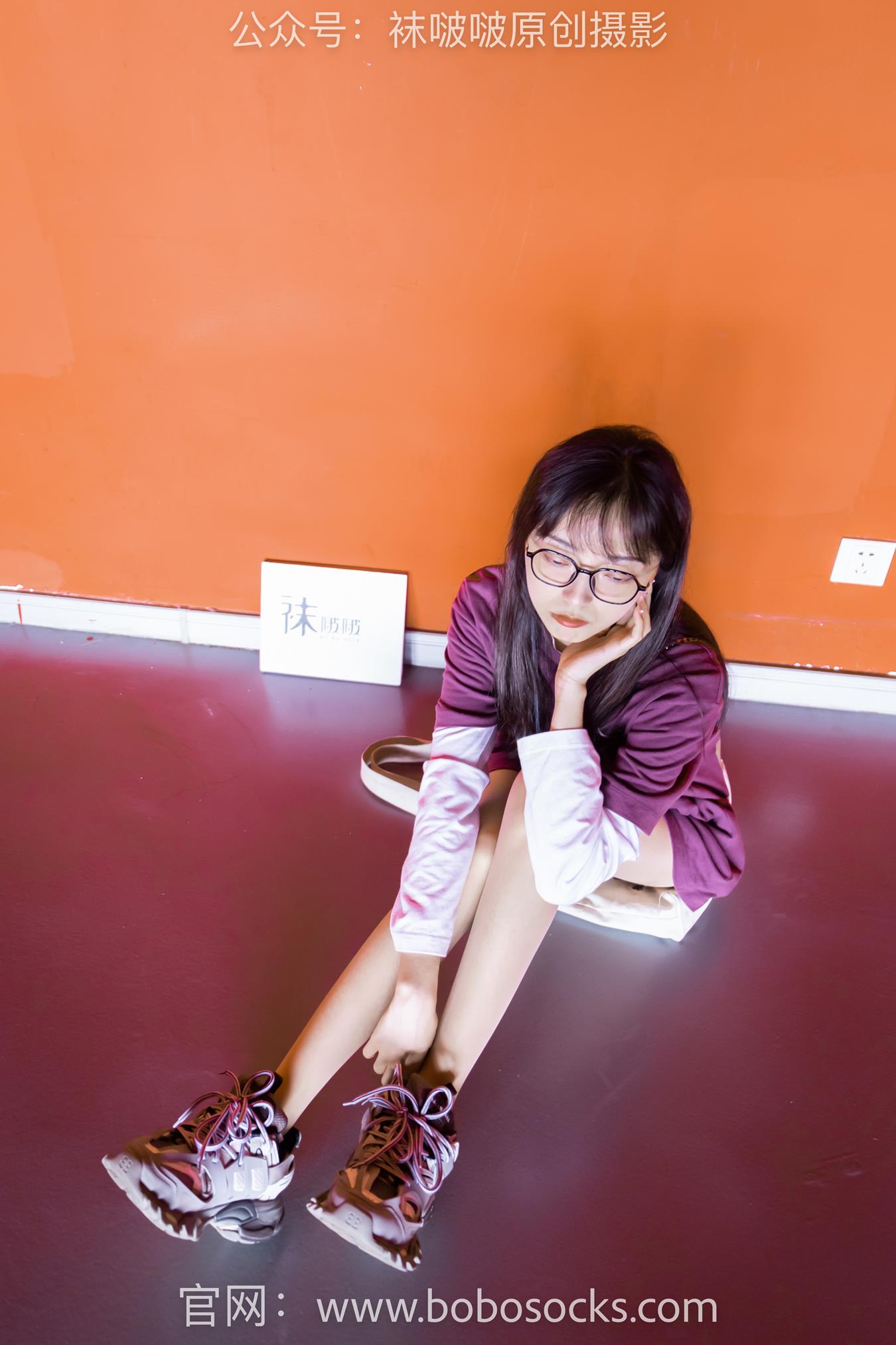 图片[41]-[BoBoSocks袜啵啵]积分限定作品 NO.010 稚予-巴黎世家运动鞋、白棉袜、肉丝[144P] – 速更版-美库