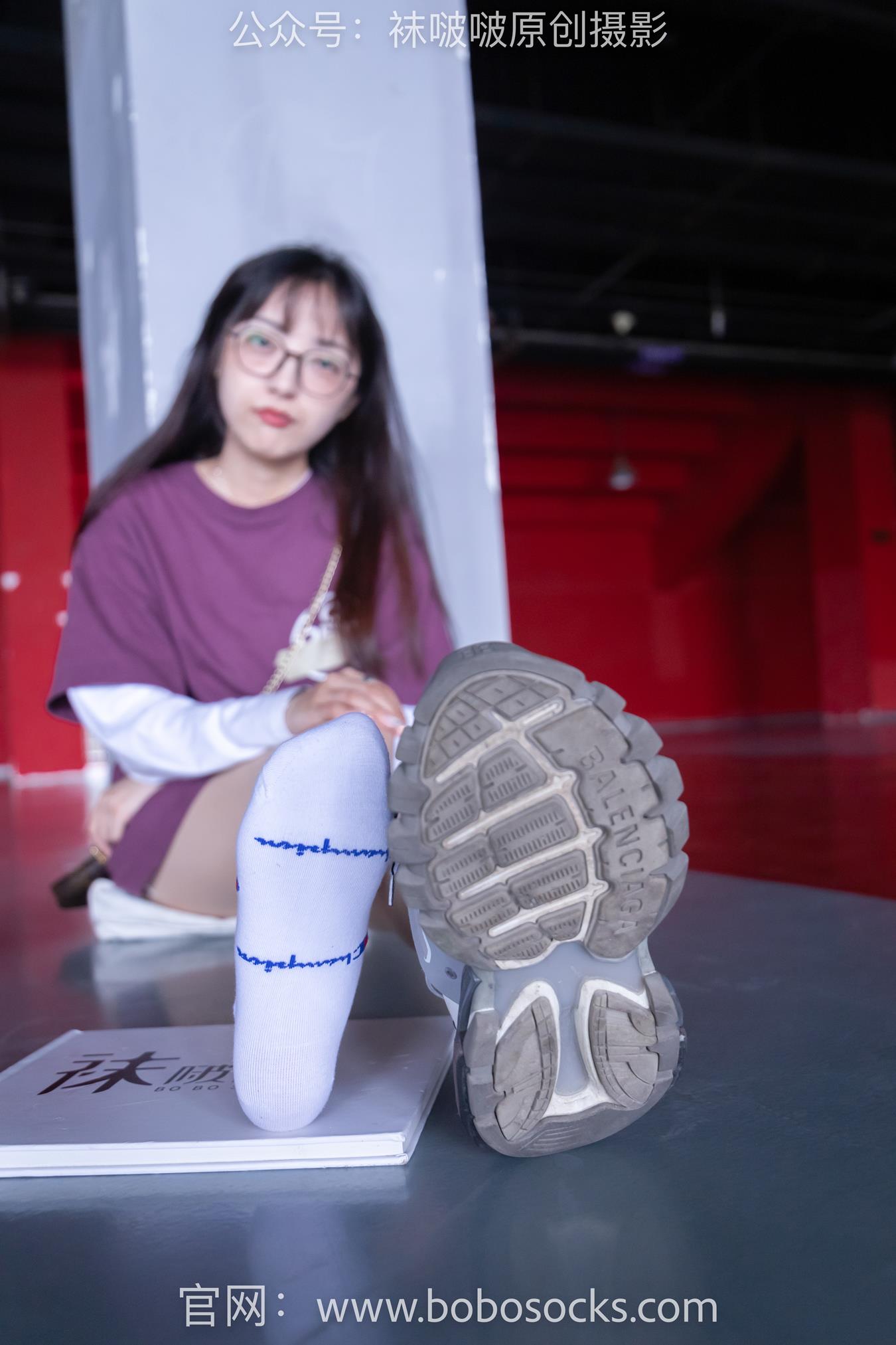 图片[58]-[BoBoSocks袜啵啵]积分限定作品 NO.010 稚予-巴黎世家运动鞋、白棉袜、肉丝[144P] – 速更版-美库