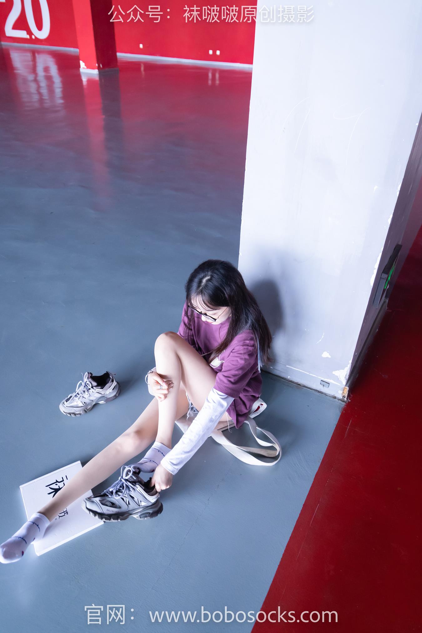 图片[70]-[BoBoSocks袜啵啵]积分限定作品 NO.010 稚予-巴黎世家运动鞋、白棉袜、肉丝[144P] – 速更版-美库
