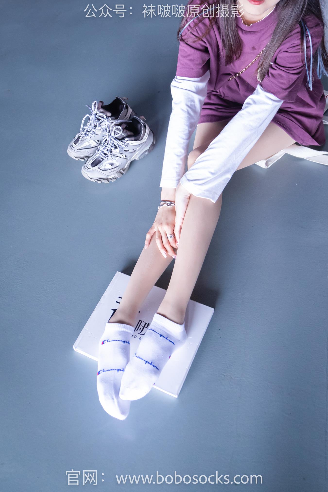 图片[71]-[BoBoSocks袜啵啵]积分限定作品 NO.010 稚予-巴黎世家运动鞋、白棉袜、肉丝[144P] – 速更版-美库