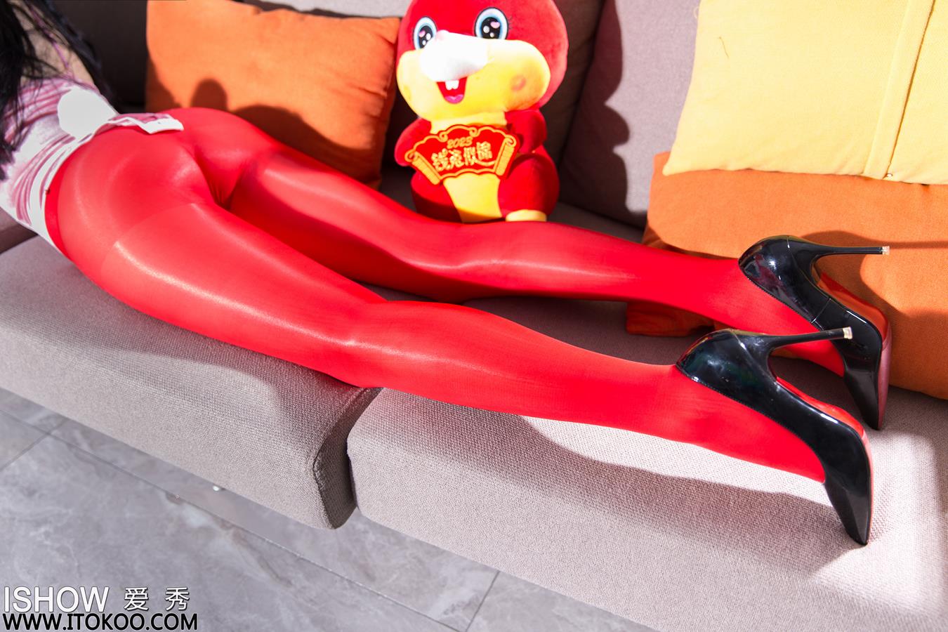 图片[11]-[ISHOW爱秀]2023.01.21 NO.349 艾雨彤[36+1P] – 速更版-美库