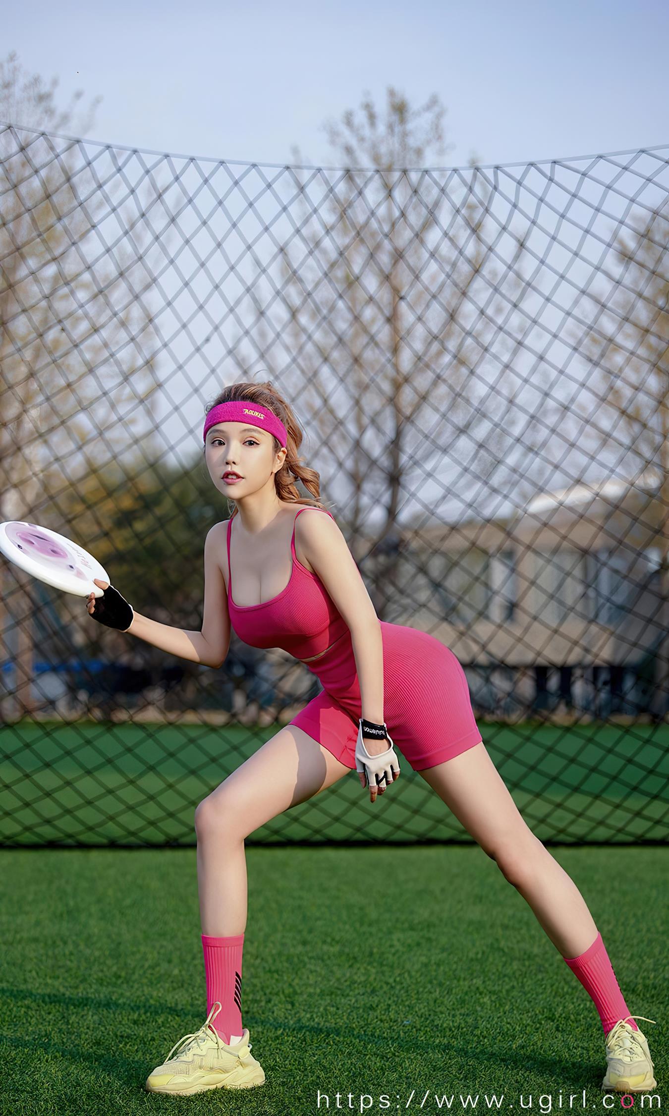 图片[21]-[爱尤物]2022 NO.2468 妮小妖 热辣绿茵[35P] – 速更版-美库