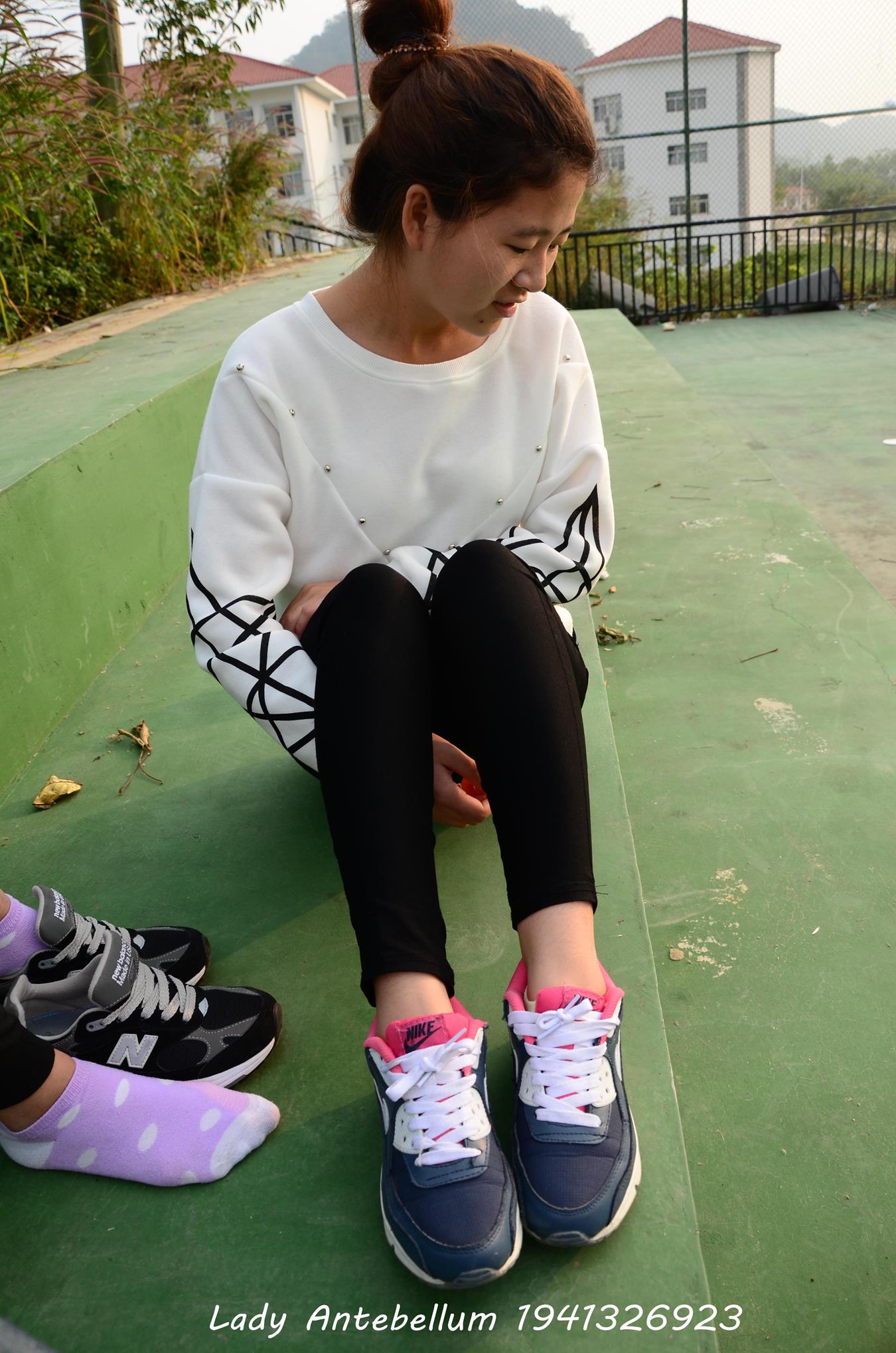 图片[18]-[战前女神] 美腿美足精品摄影套图 019 (2) [84P] – 速更版-美库