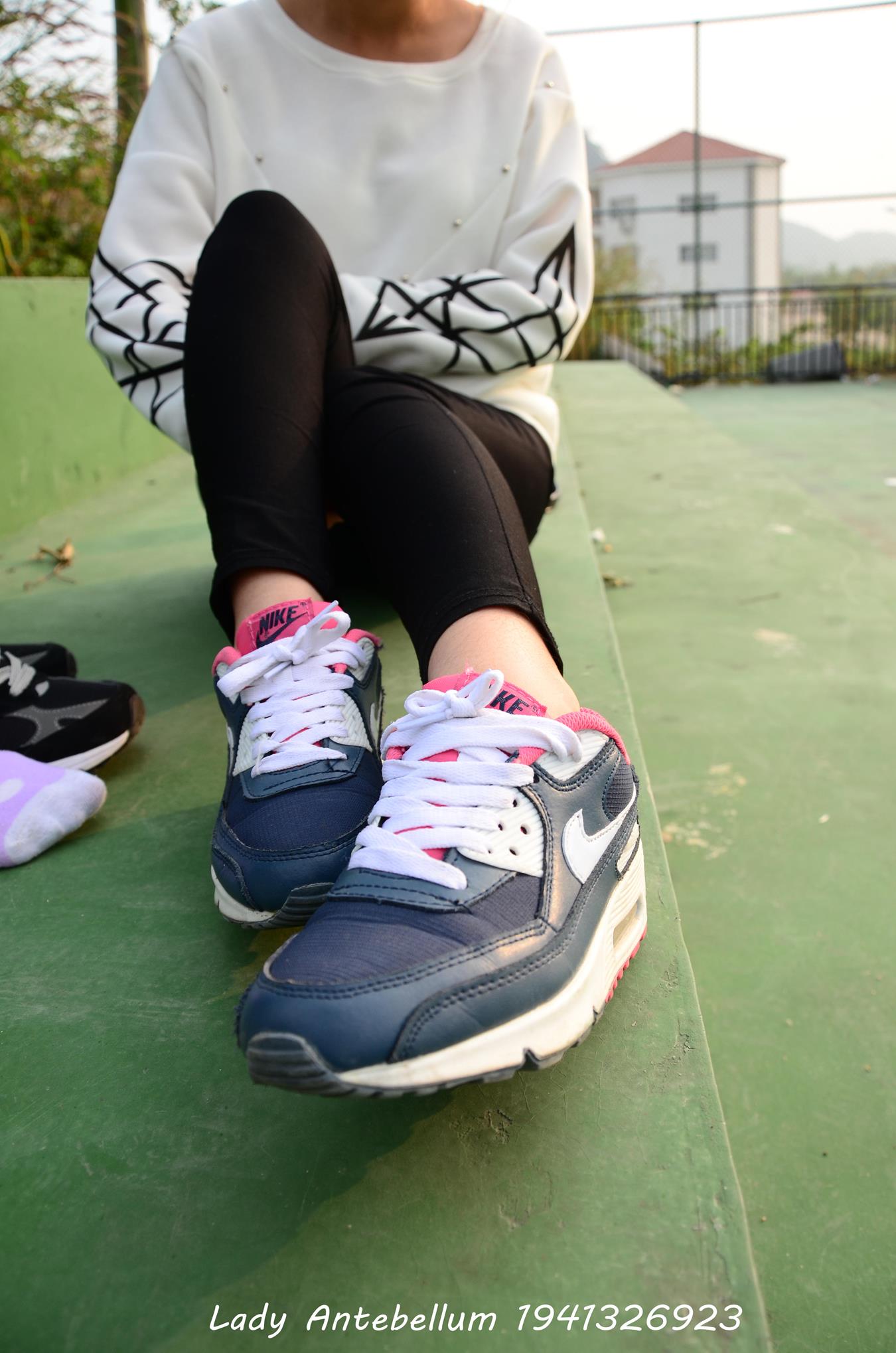 图片[23]-[战前女神] 美腿美足精品摄影套图 019 (2) [84P] – 速更版-美库