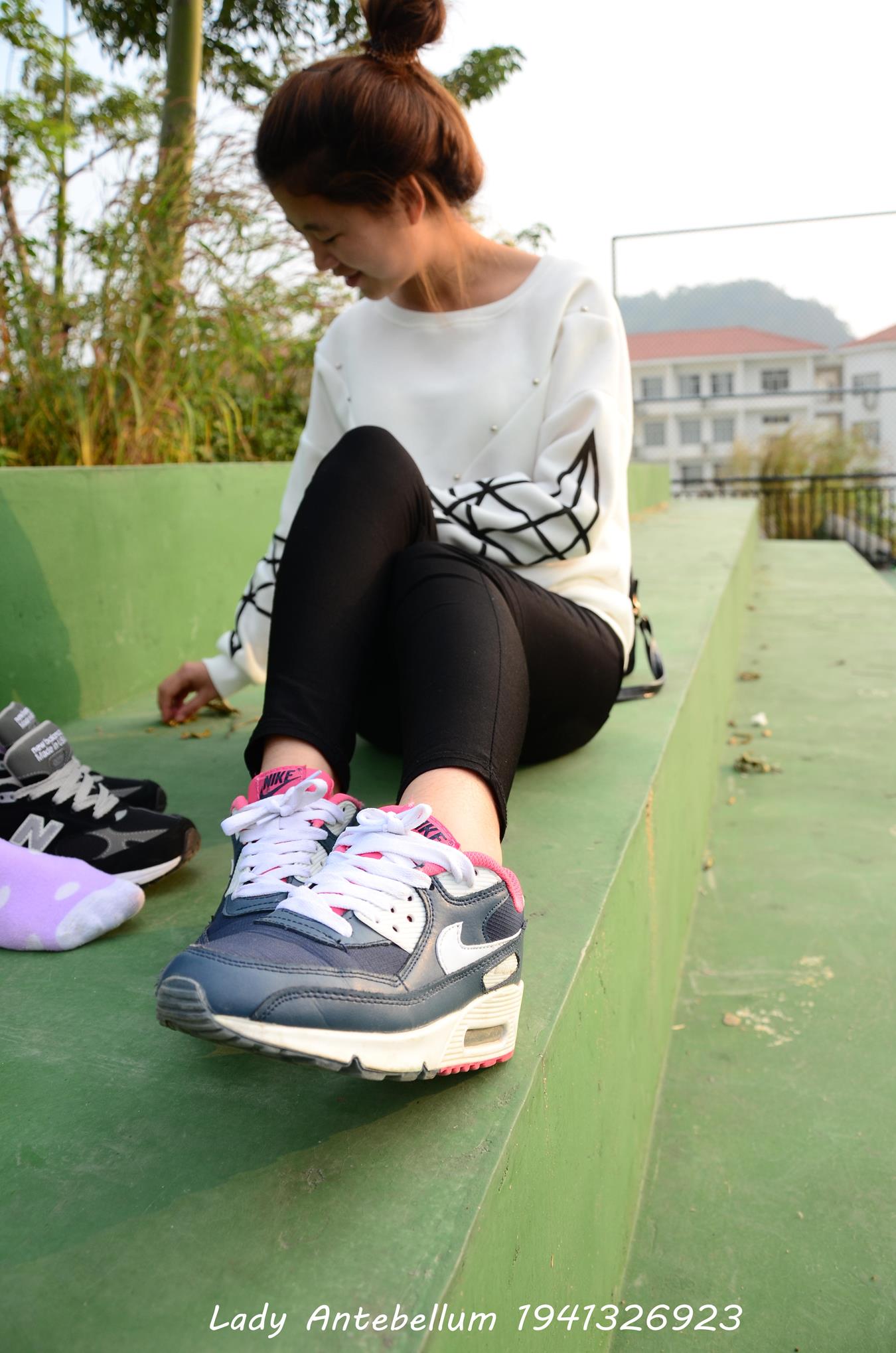 图片[29]-[战前女神] 美腿美足精品摄影套图 019 (2) [84P] – 速更版-美库