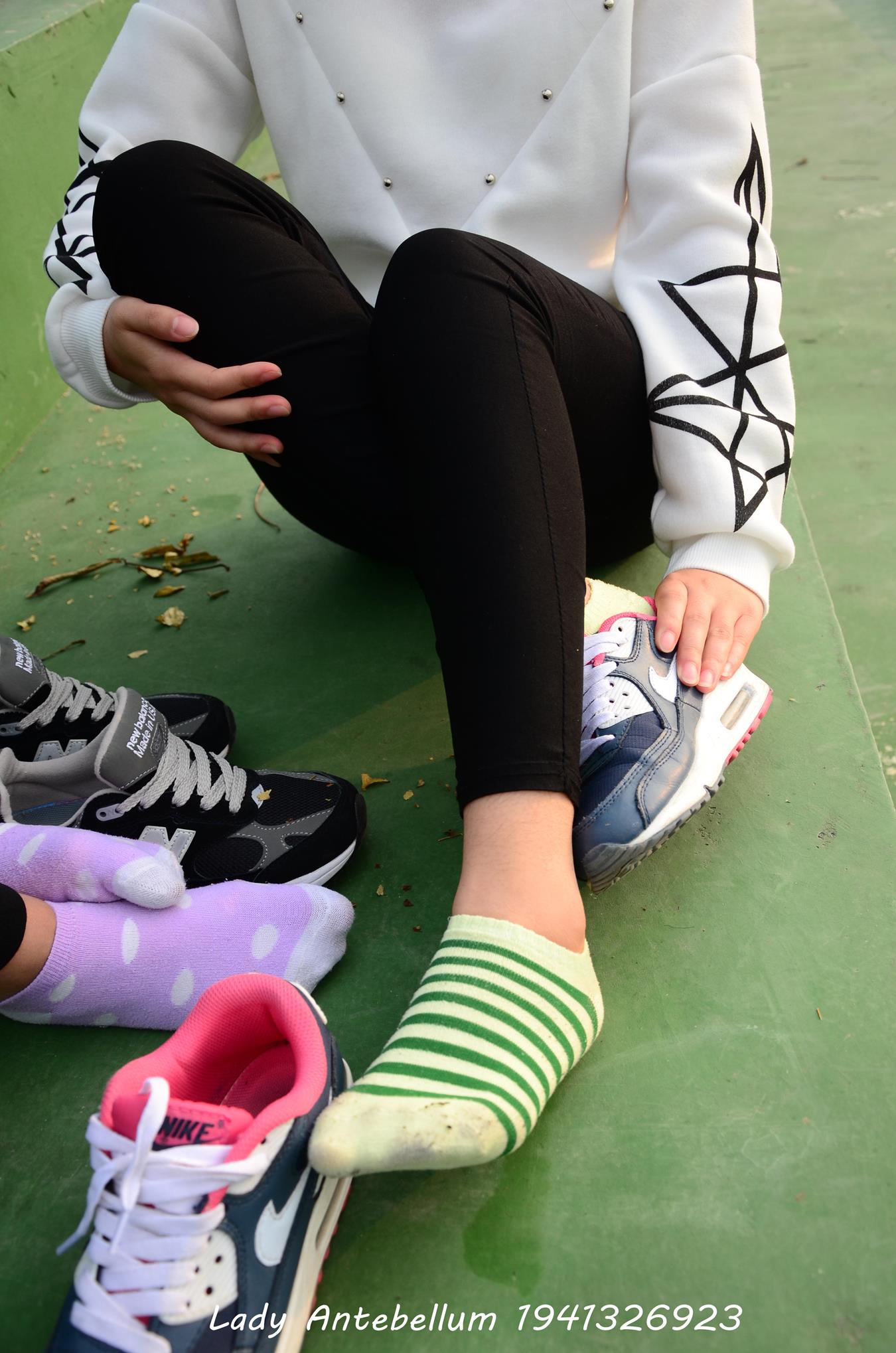 图片[52]-[战前女神] 美腿美足精品摄影套图 019 (2) [84P] – 速更版-美库