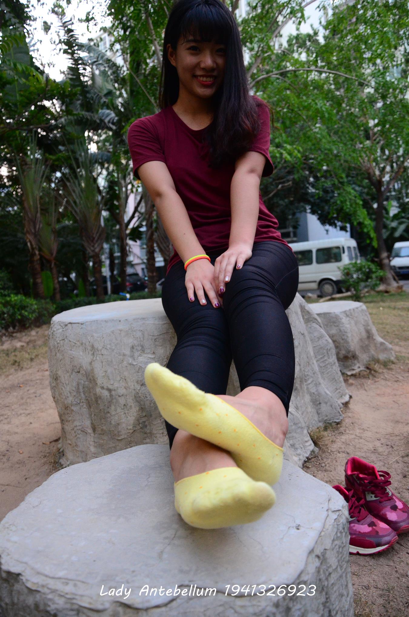 图片[22]-[战前女神] 美腿美足精品摄影套图 020 [38P] – 速更版-美库