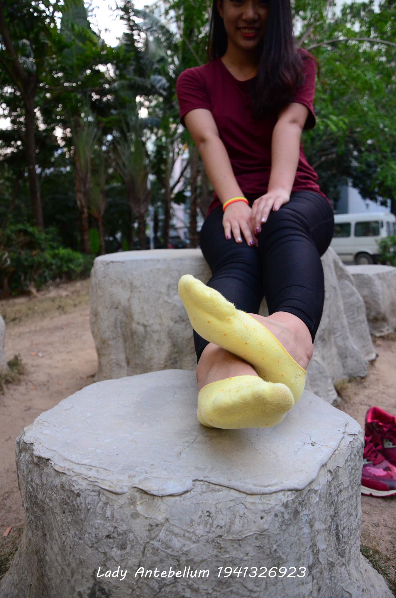 图片[23]-[战前女神] 美腿美足精品摄影套图 020 [38P] – 速更版-美库