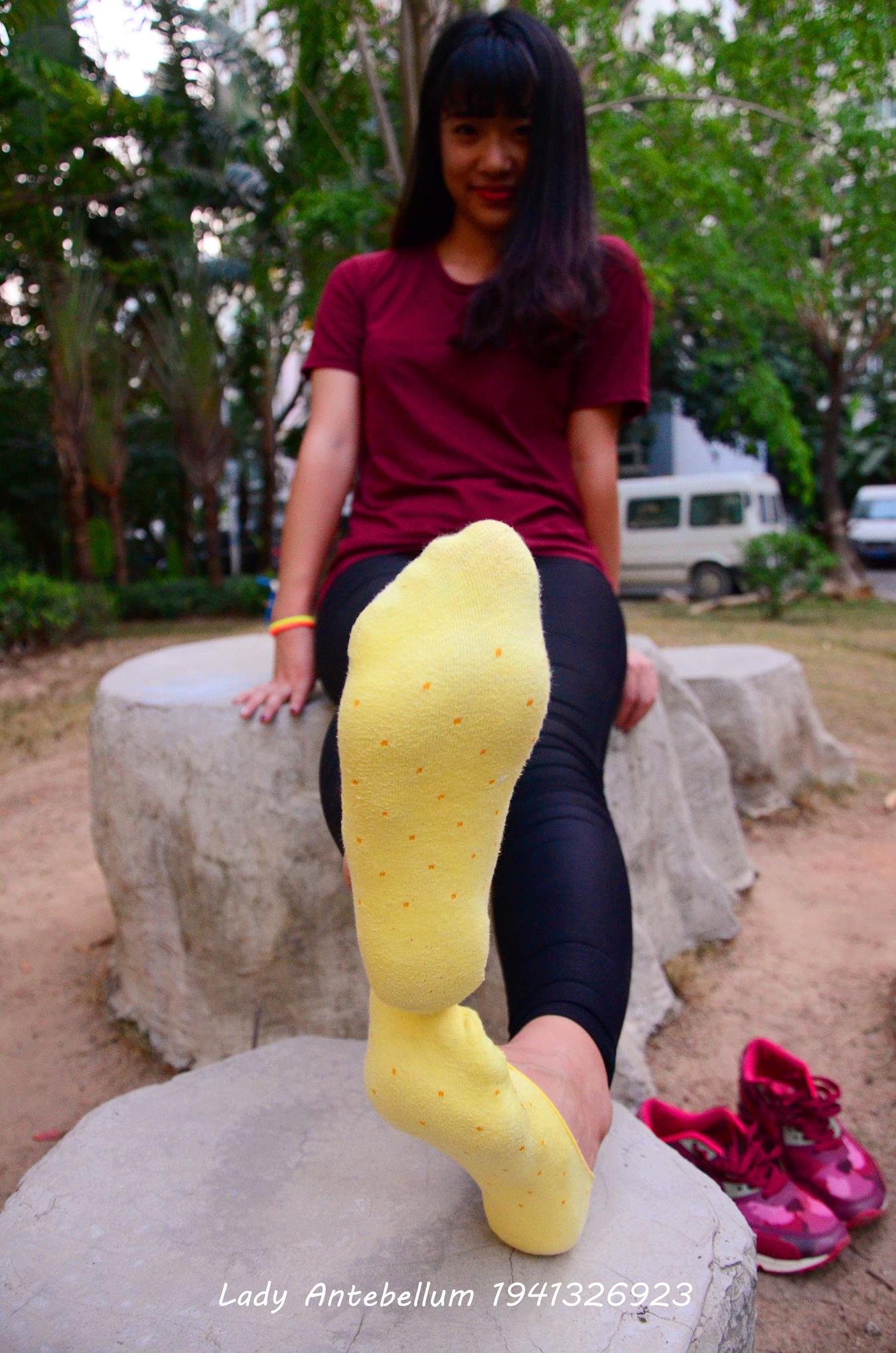 图片[34]-[战前女神] 美腿美足精品摄影套图 020 [38P] – 速更版-美库