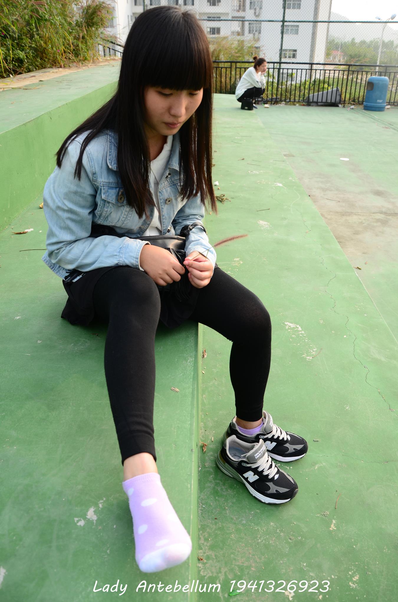 图片[51]-[战前女神] 美腿美足精品摄影套图 019 (1) [90P] – 速更版-美库