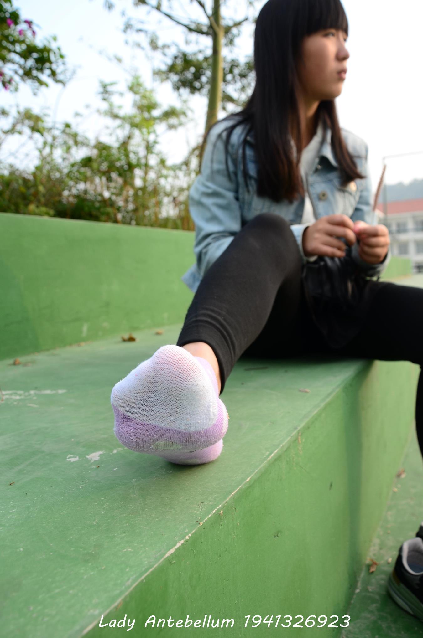 图片[54]-[战前女神] 美腿美足精品摄影套图 019 (1) [90P] – 速更版-美库